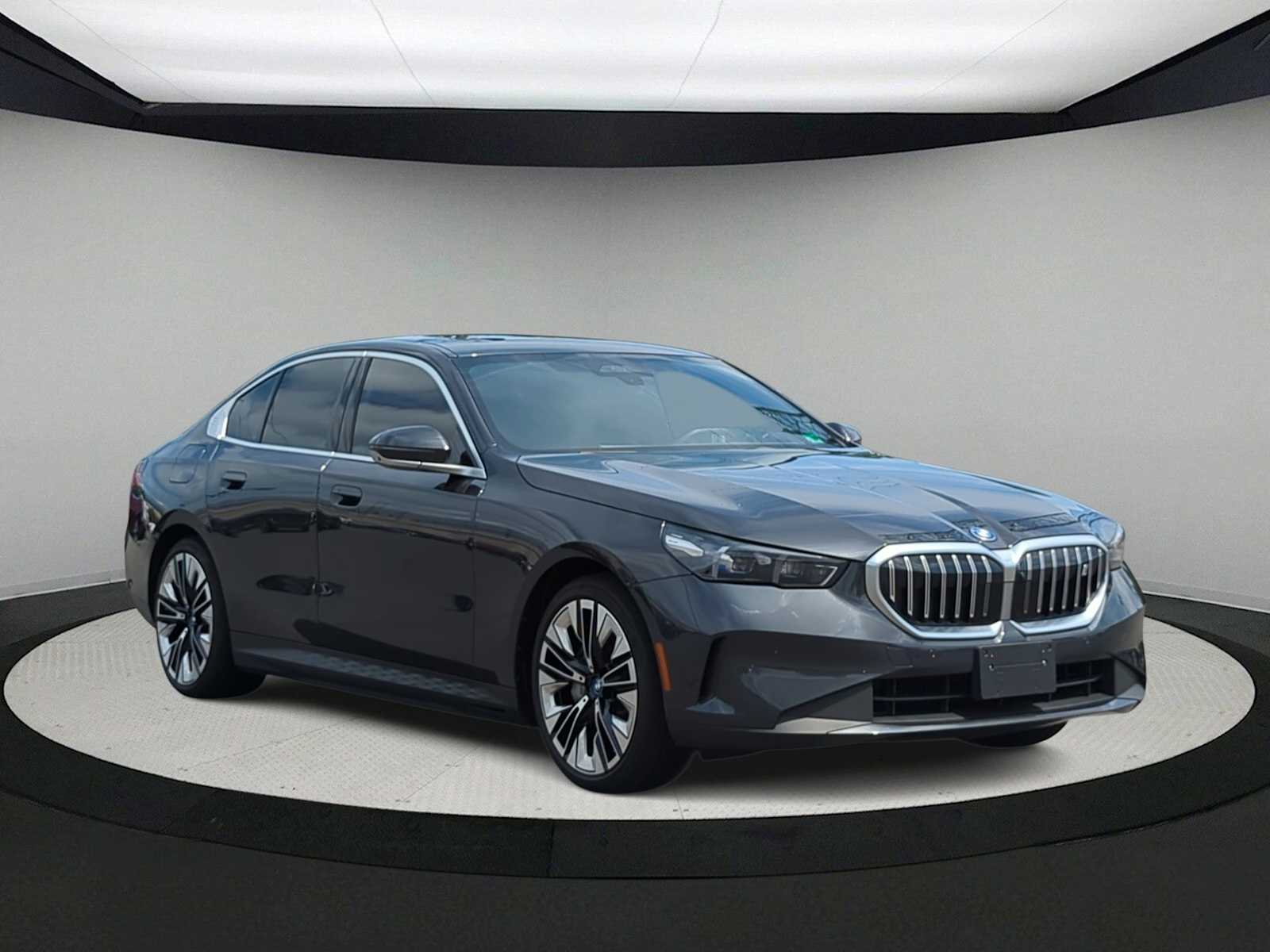Thumbnail: 2024 BMW i5 - 2
