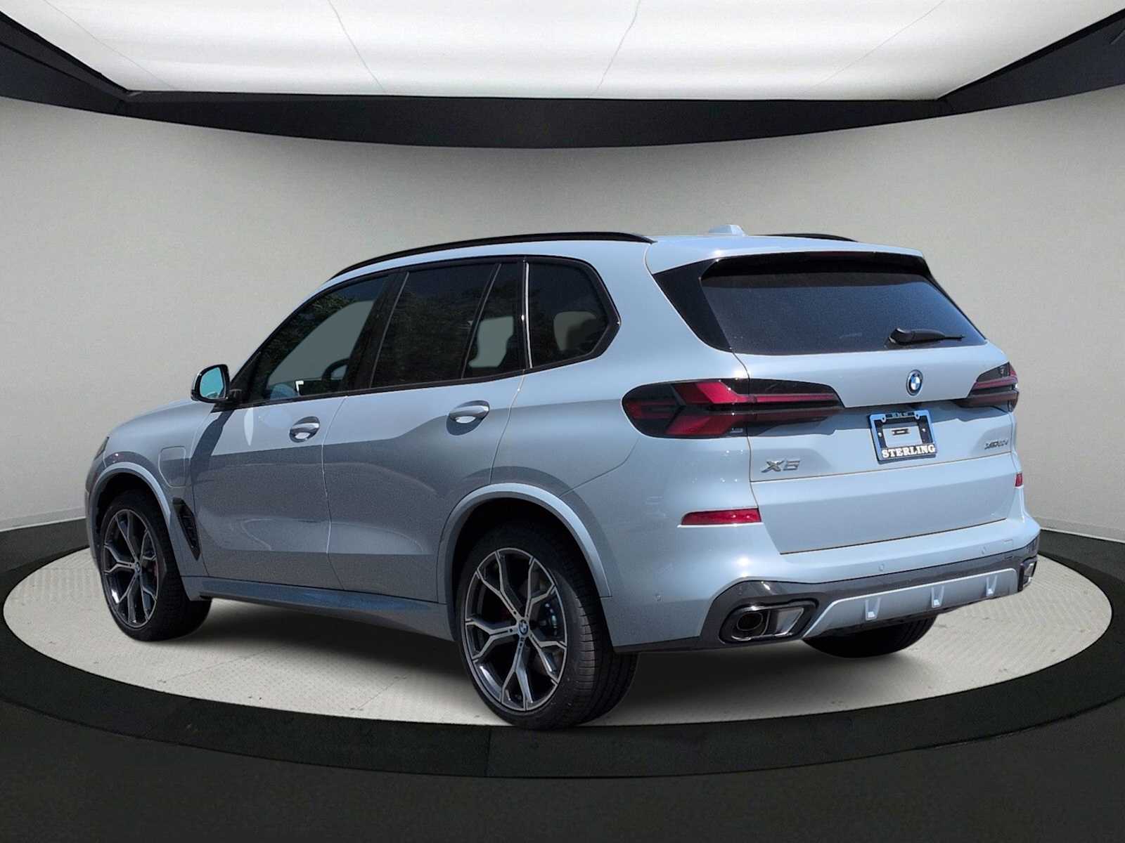 Thumbnail: 2026 BMW X5 - 6
