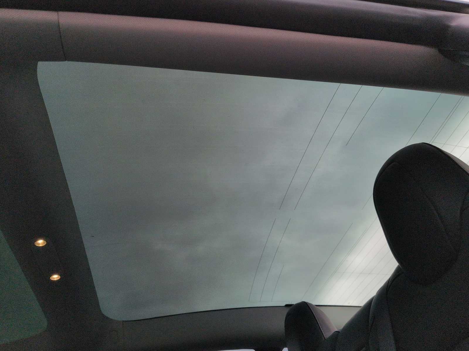 Thumbnail: 2023 Tesla Model 3 - 22