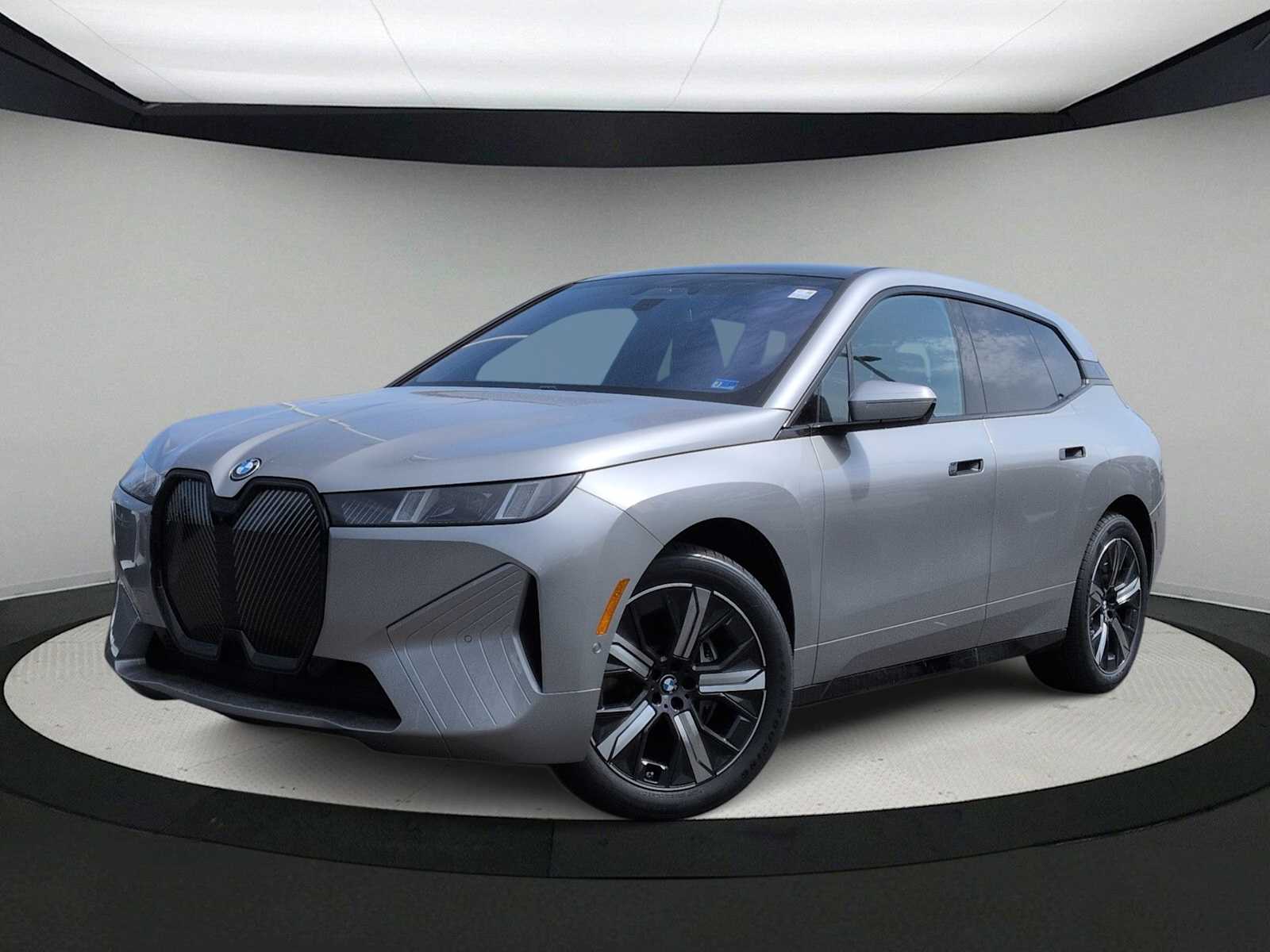 Thumbnail: 2026 BMW iX - 1