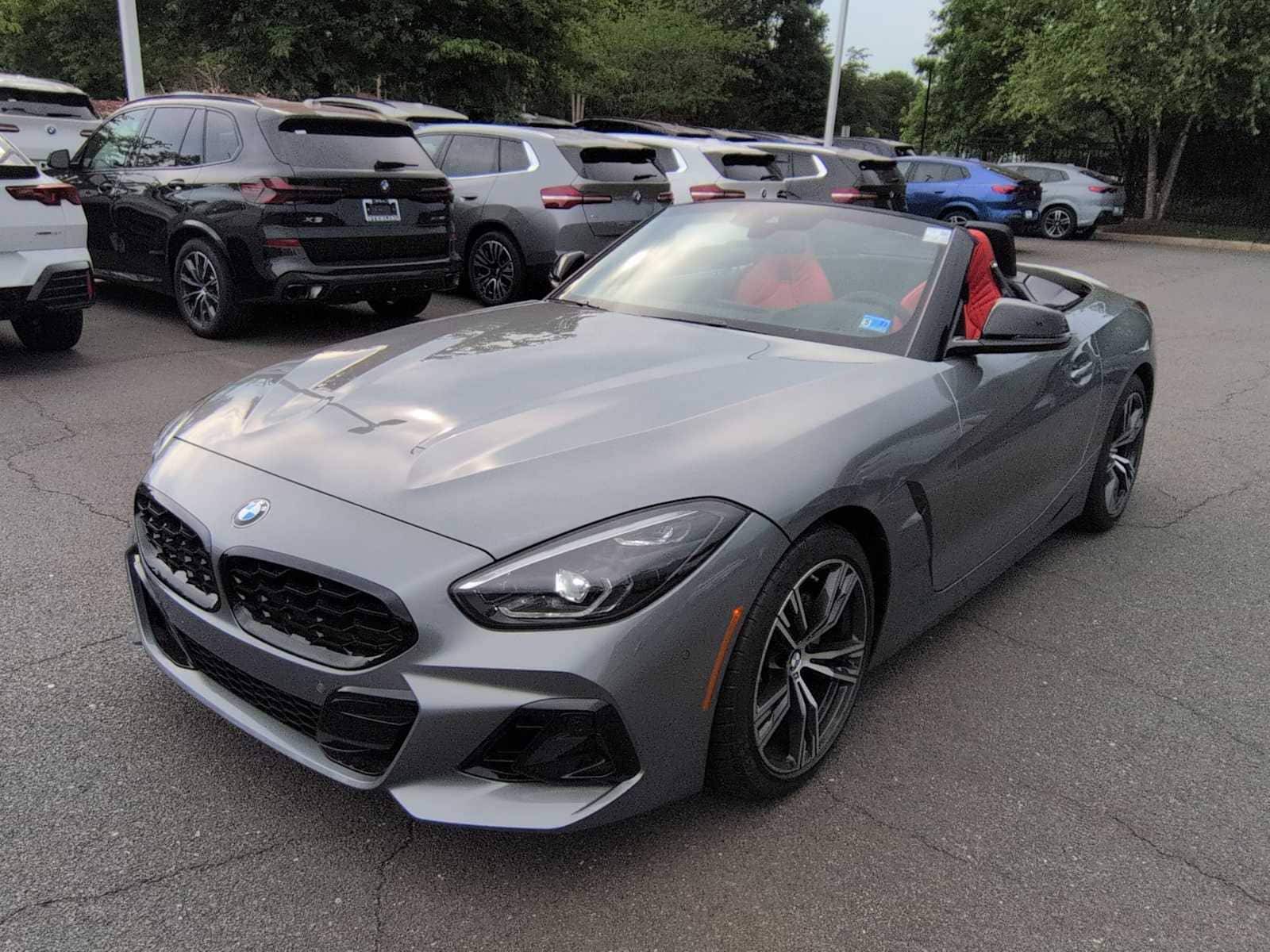 Thumbnail: 2026 BMW Z4 - 11
