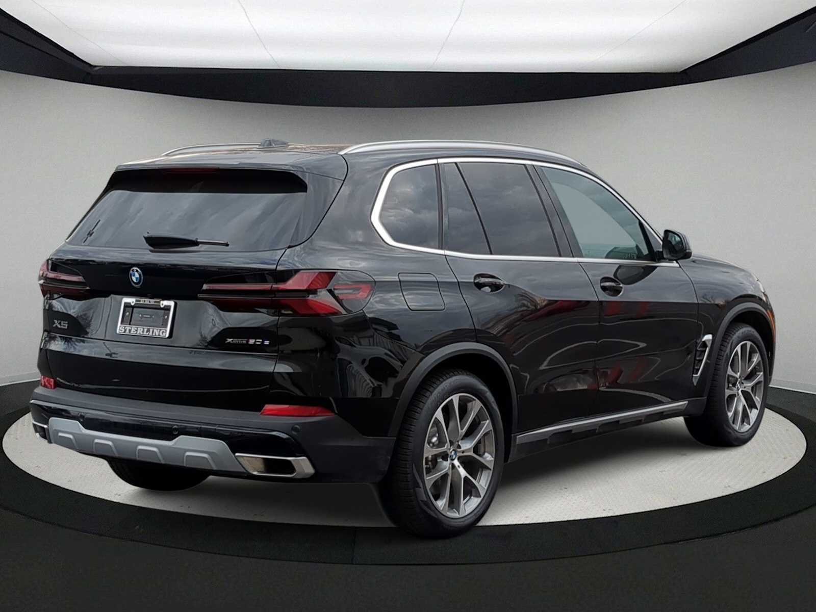 Thumbnail: 2026 BMW X5 - 8