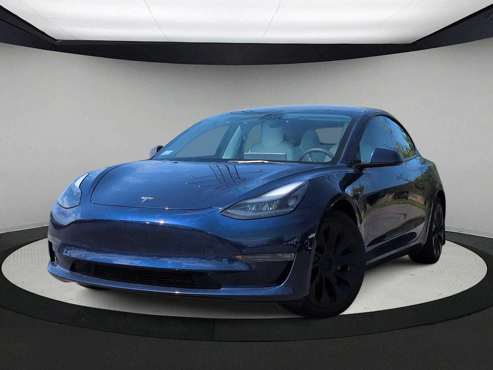 Thumbnail: 2022 Tesla Model 3 - 1