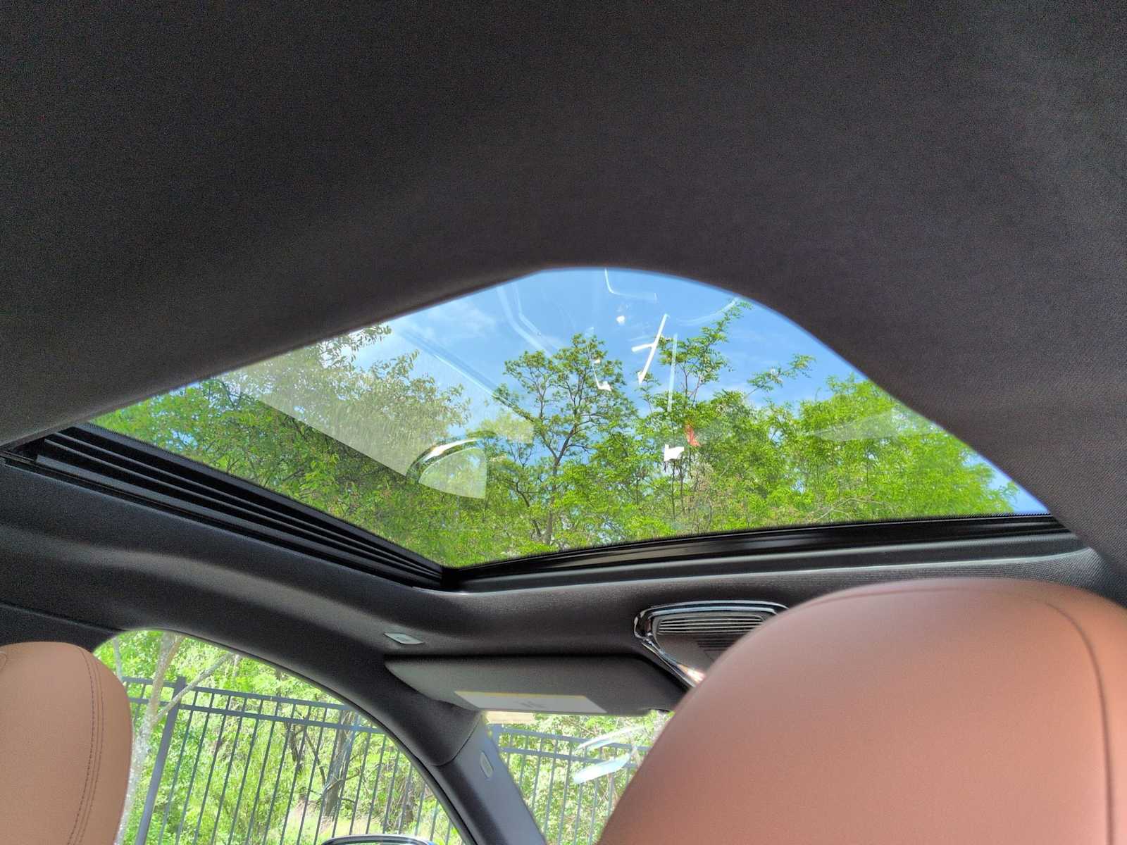 Thumbnail: 2026 BMW i4 - 23