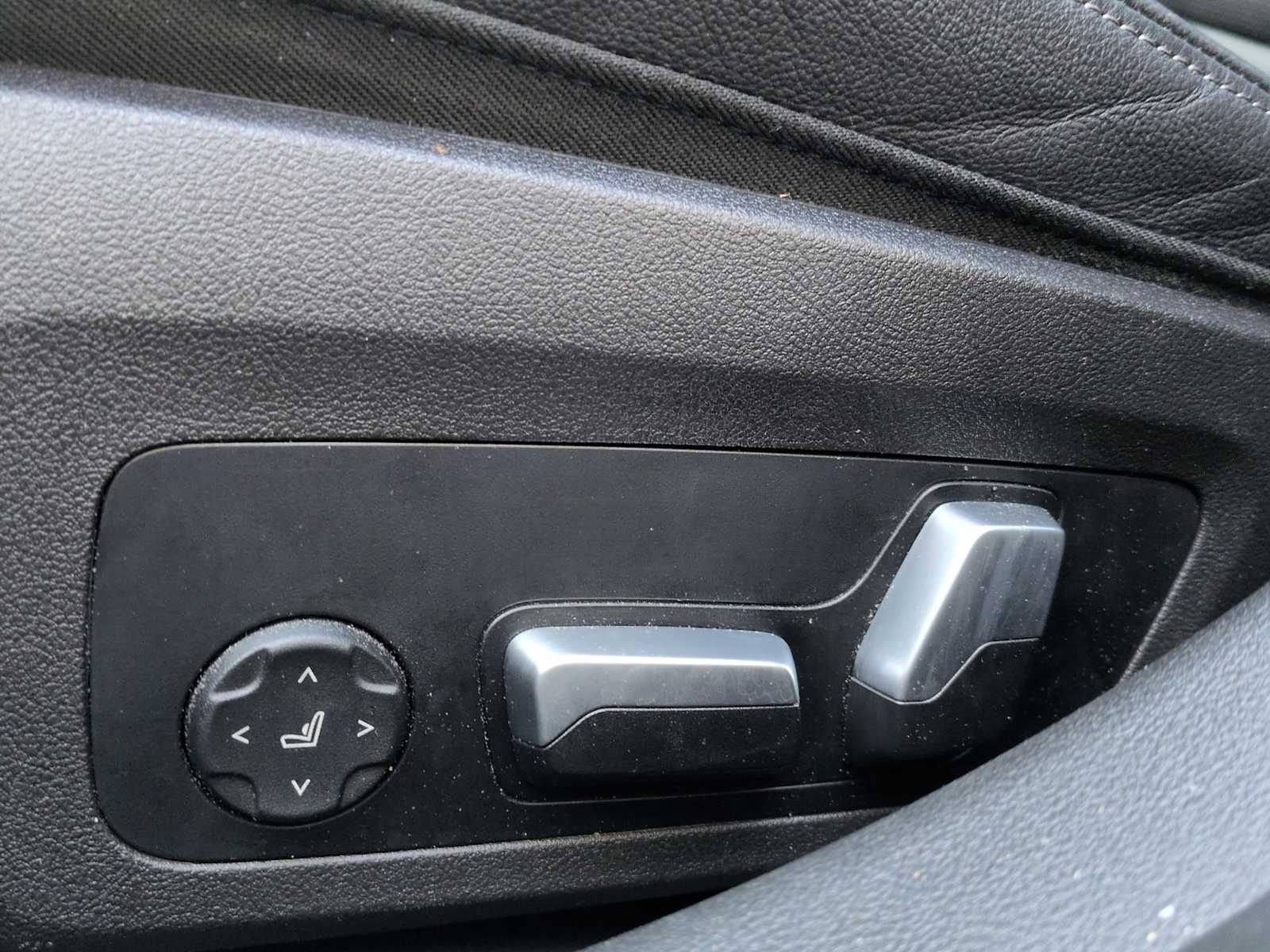 Thumbnail: 2023 BMW 3 Series - 18