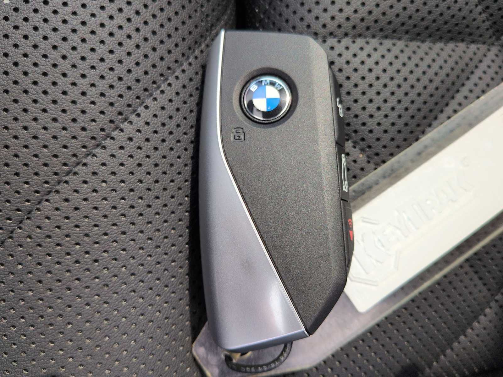 Thumbnail: 2026 BMW X5 - 36