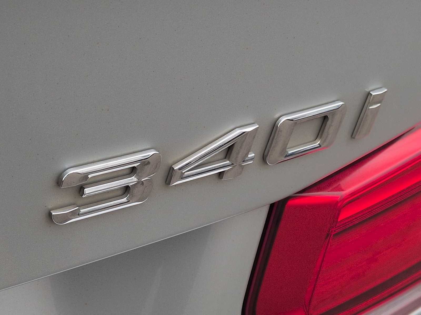 Thumbnail: 2017 BMW 3 Series - 13