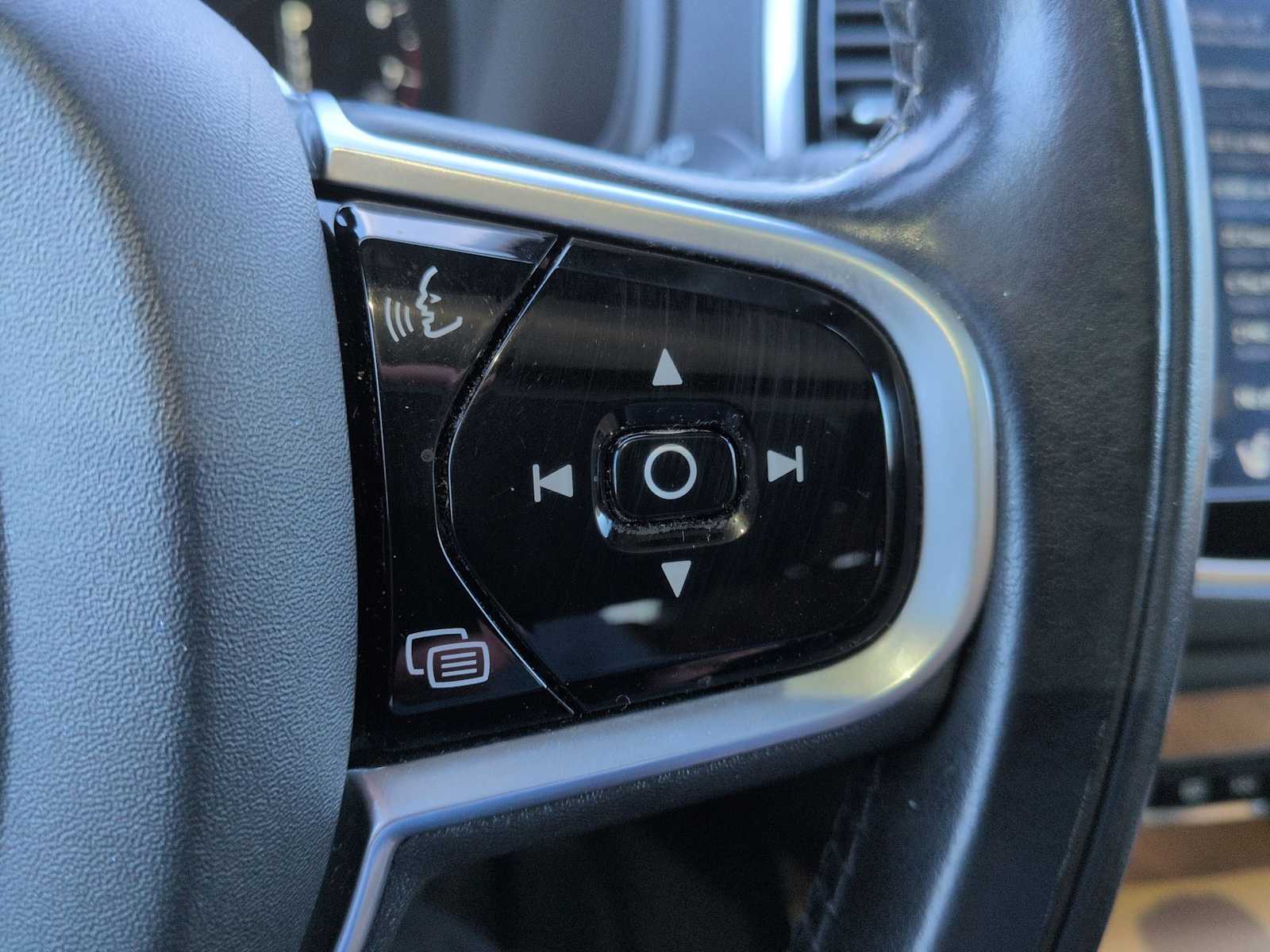 Thumbnail: 2018 Volvo XC90 - 27