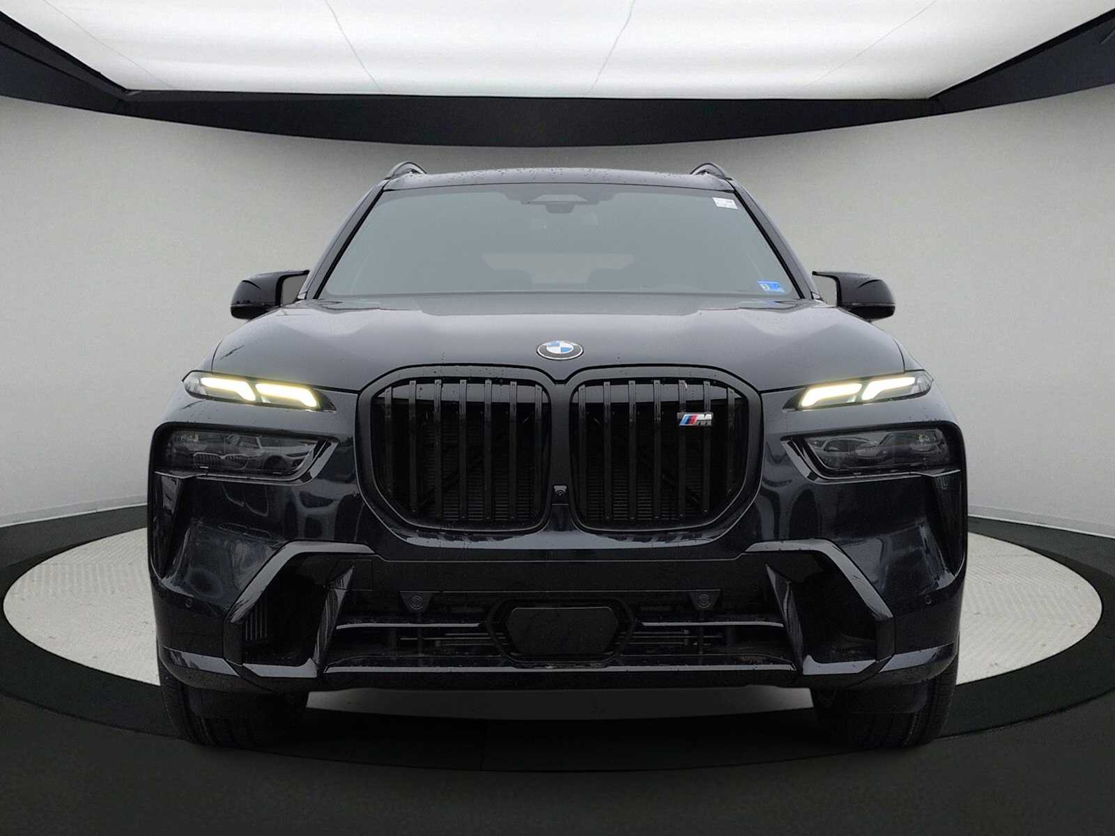 Thumbnail: 2026 BMW X7 - 3