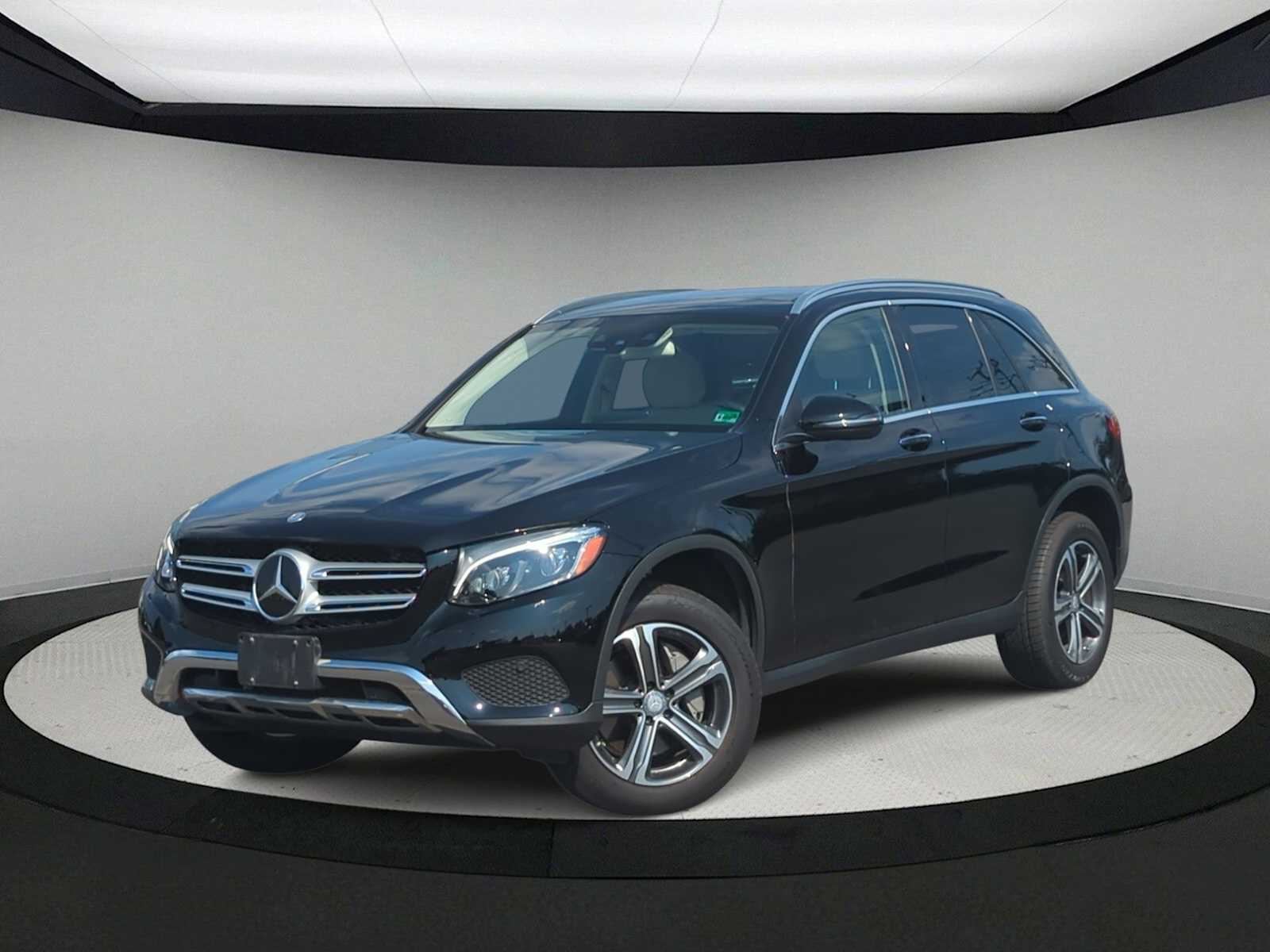 Thumbnail: 2016 Mercedes-Benz GLC - 1