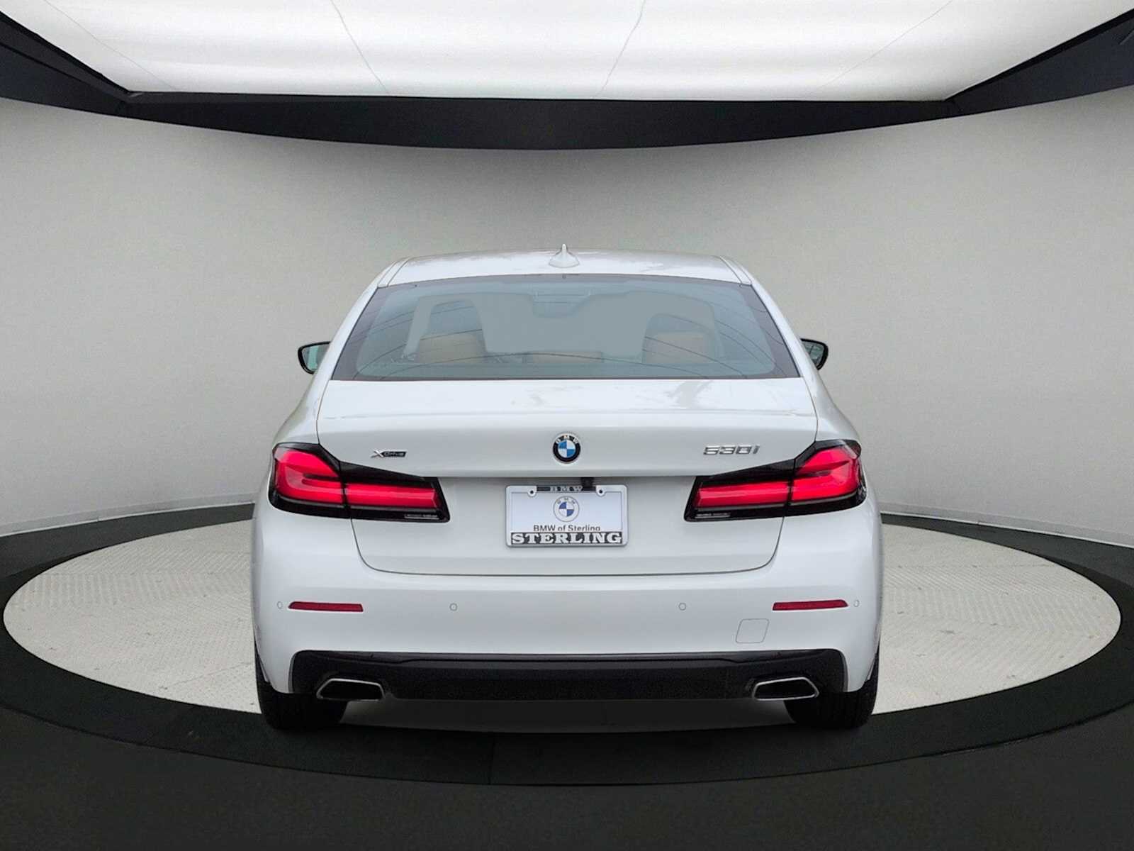 Thumbnail: 2023 BMW 5 Series - 7