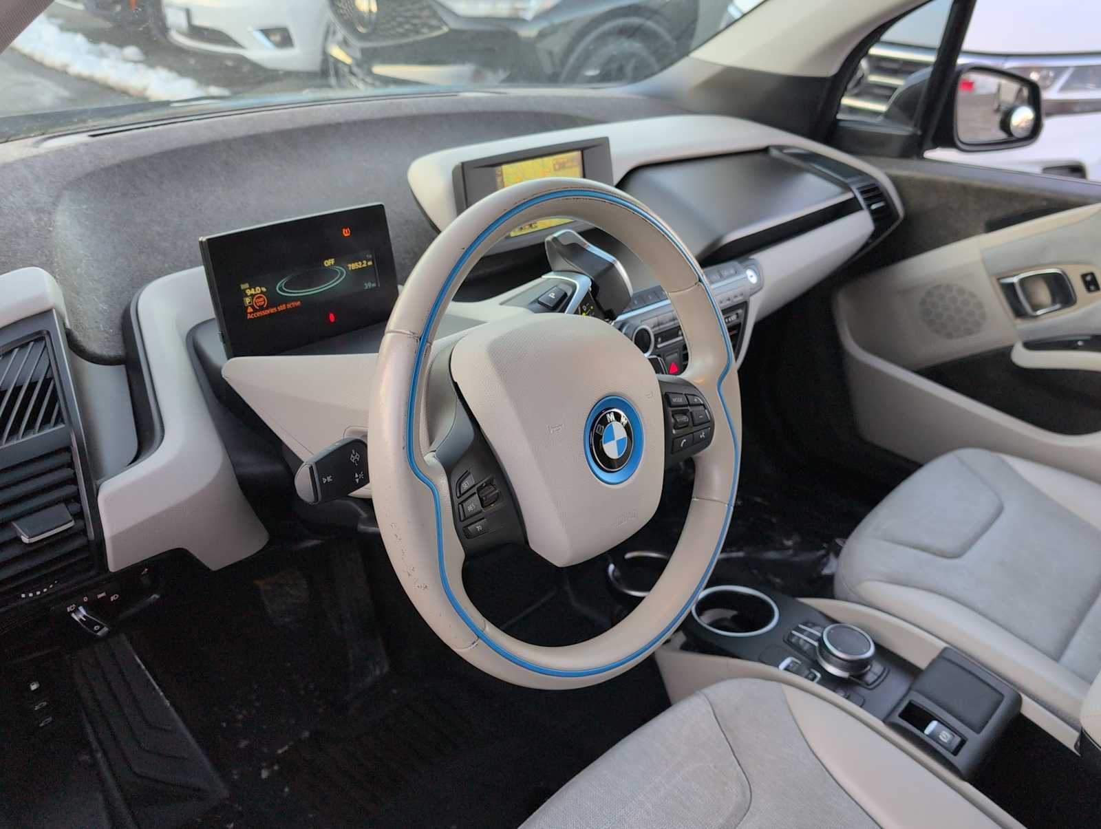 Thumbnail: 2015 BMW i3 - 10