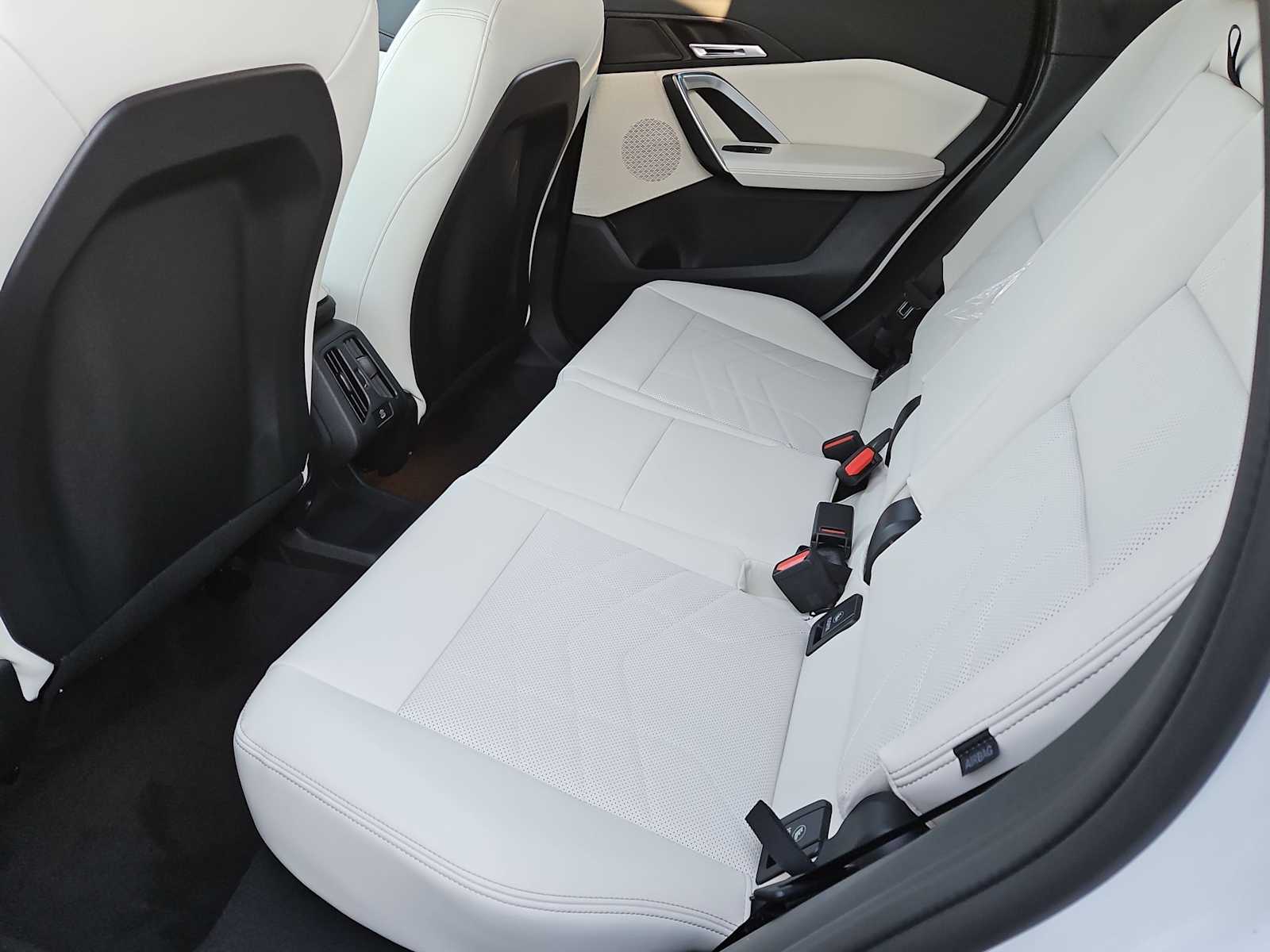 Thumbnail: 2026 BMW X1 - 18