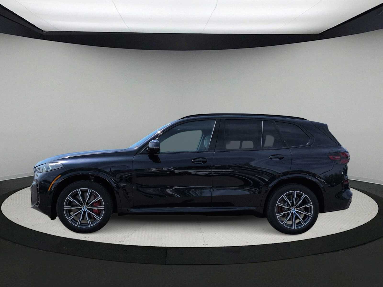 Thumbnail: 2026 BMW X5 - 5