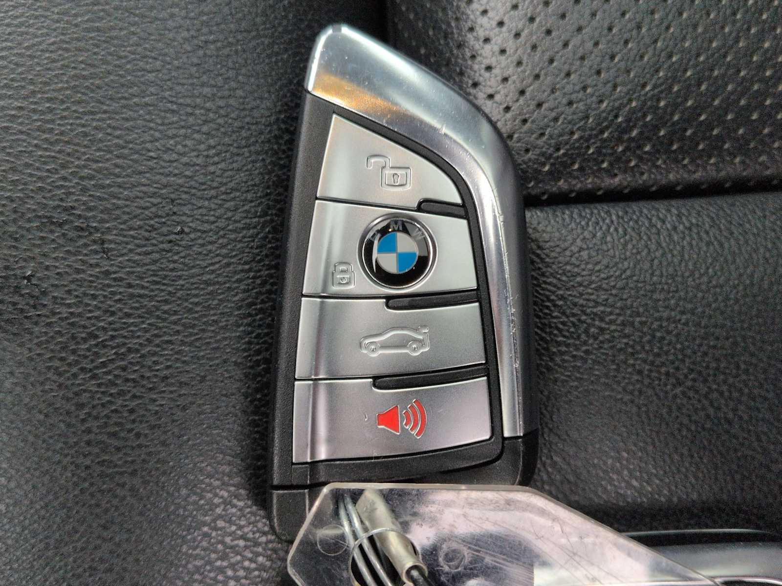 Thumbnail: 2022 BMW X5 - 36