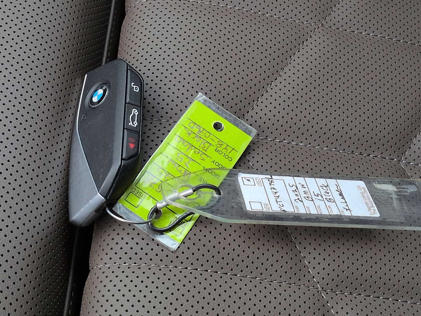 Thumbnail: 2025 BMW i5 - 36