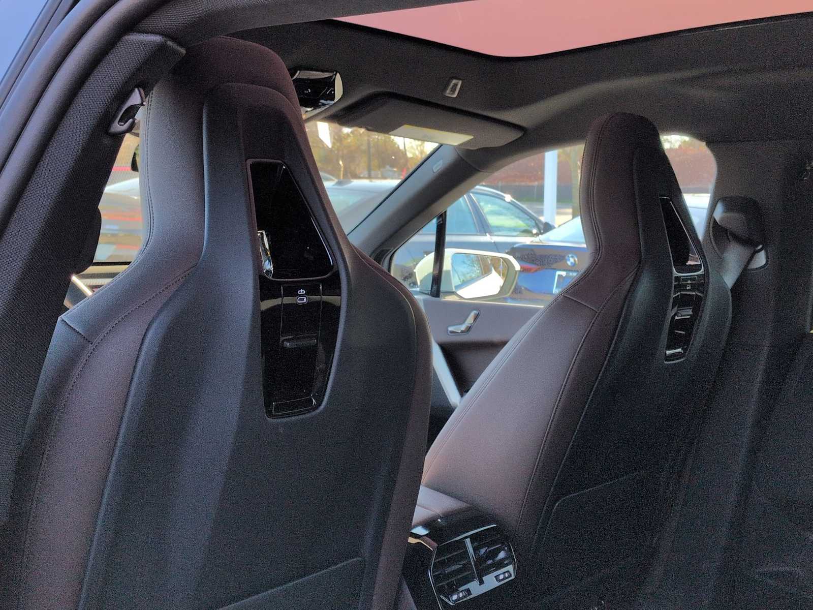 Thumbnail: 2026 BMW iX - 18