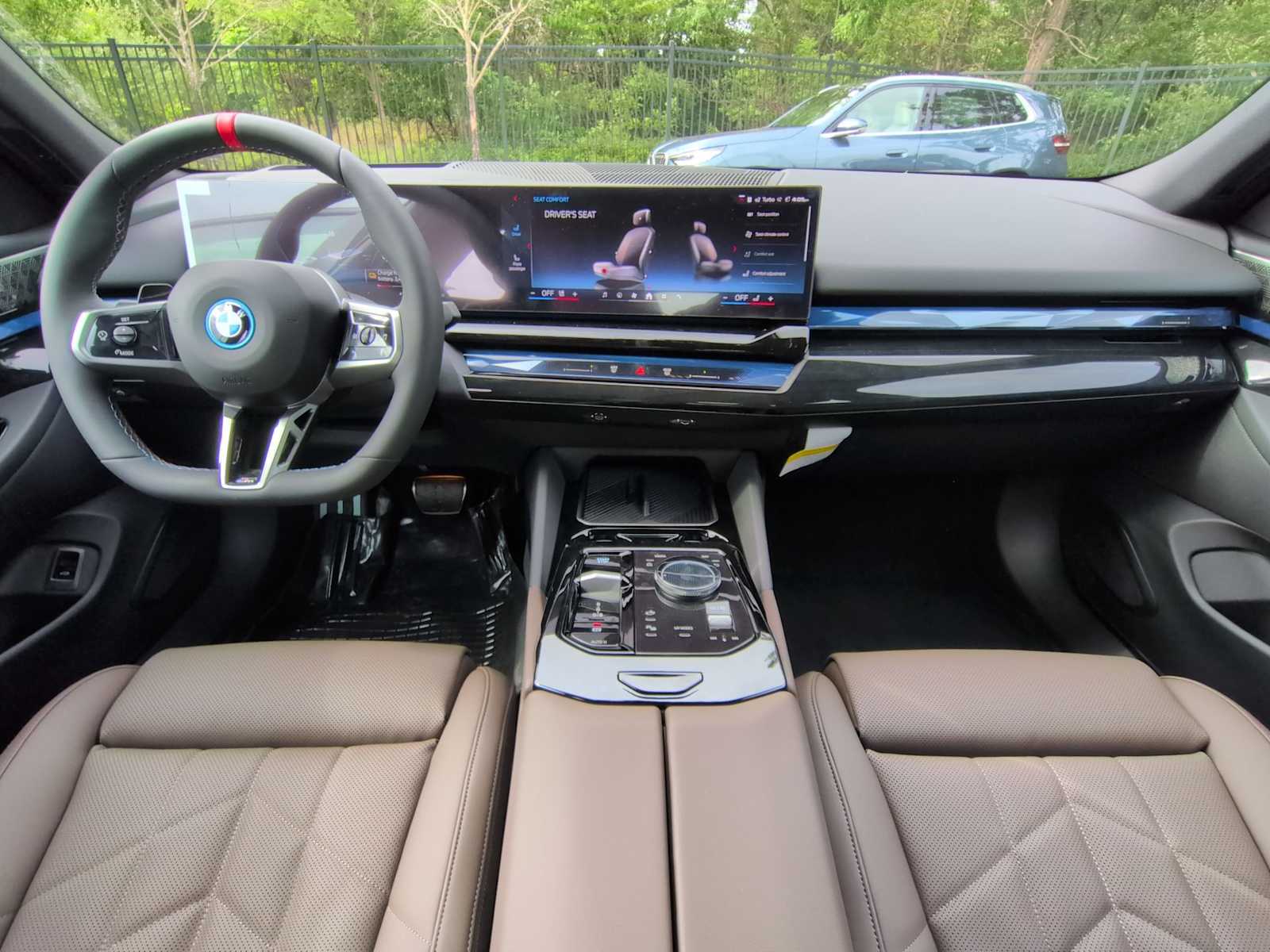 Thumbnail: 2026 BMW i5 - 16