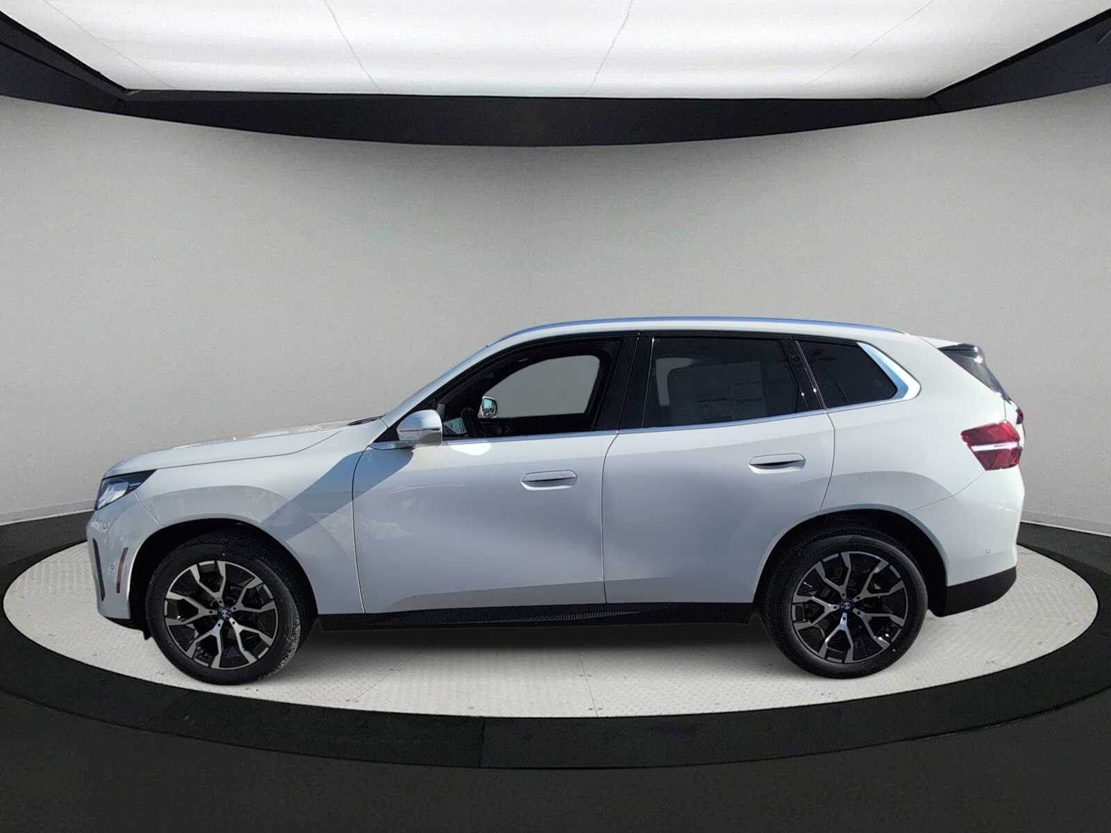 Thumbnail: 2026 BMW X3 - 5