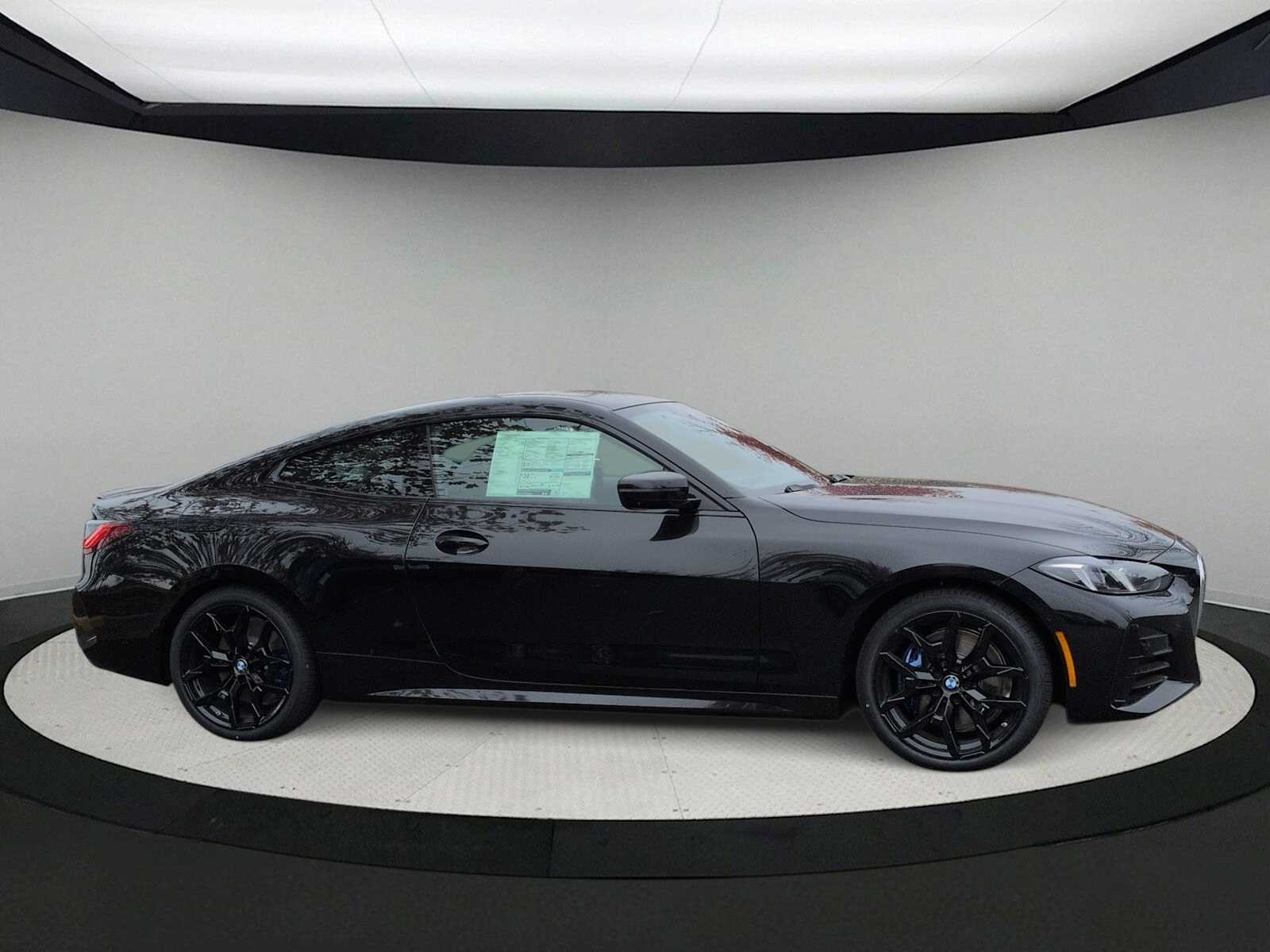 Thumbnail: 2026 BMW 4 Series - 9