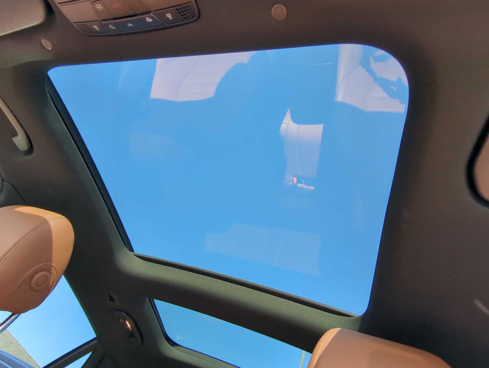 Thumbnail: 2022 Mercedes-Benz GLC - 19