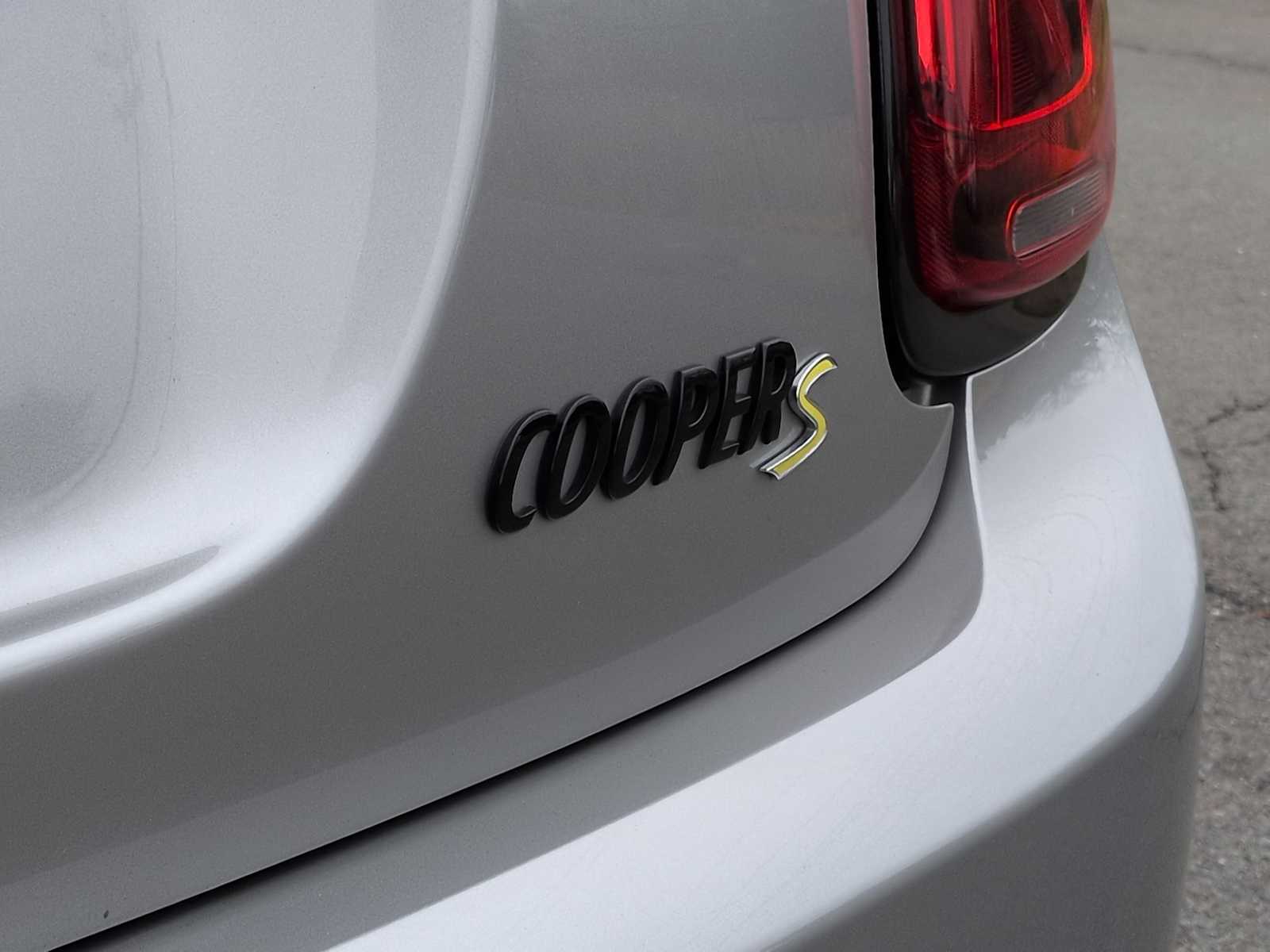 Thumbnail: 2023 MINI Cooper Hardtop - 13