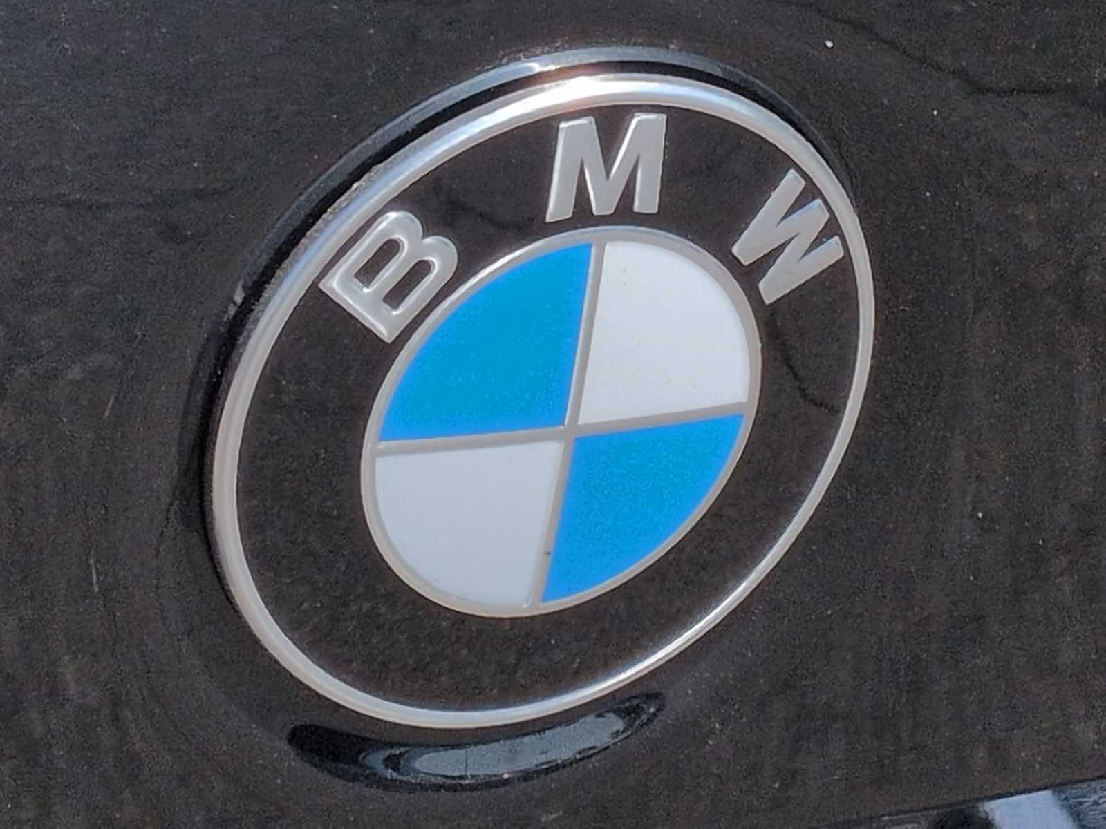 Thumbnail: 2026 BMW 3 Series - 12