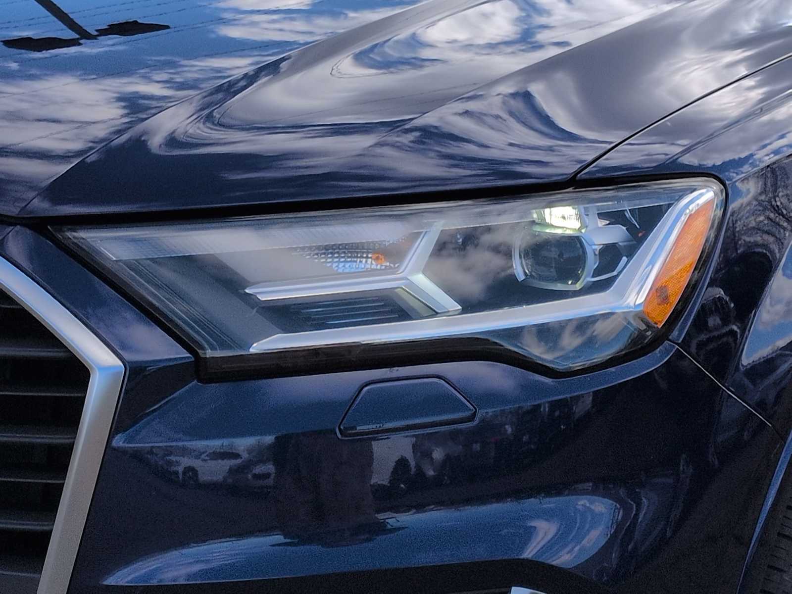 Thumbnail: 2022 Audi Q7 - 11