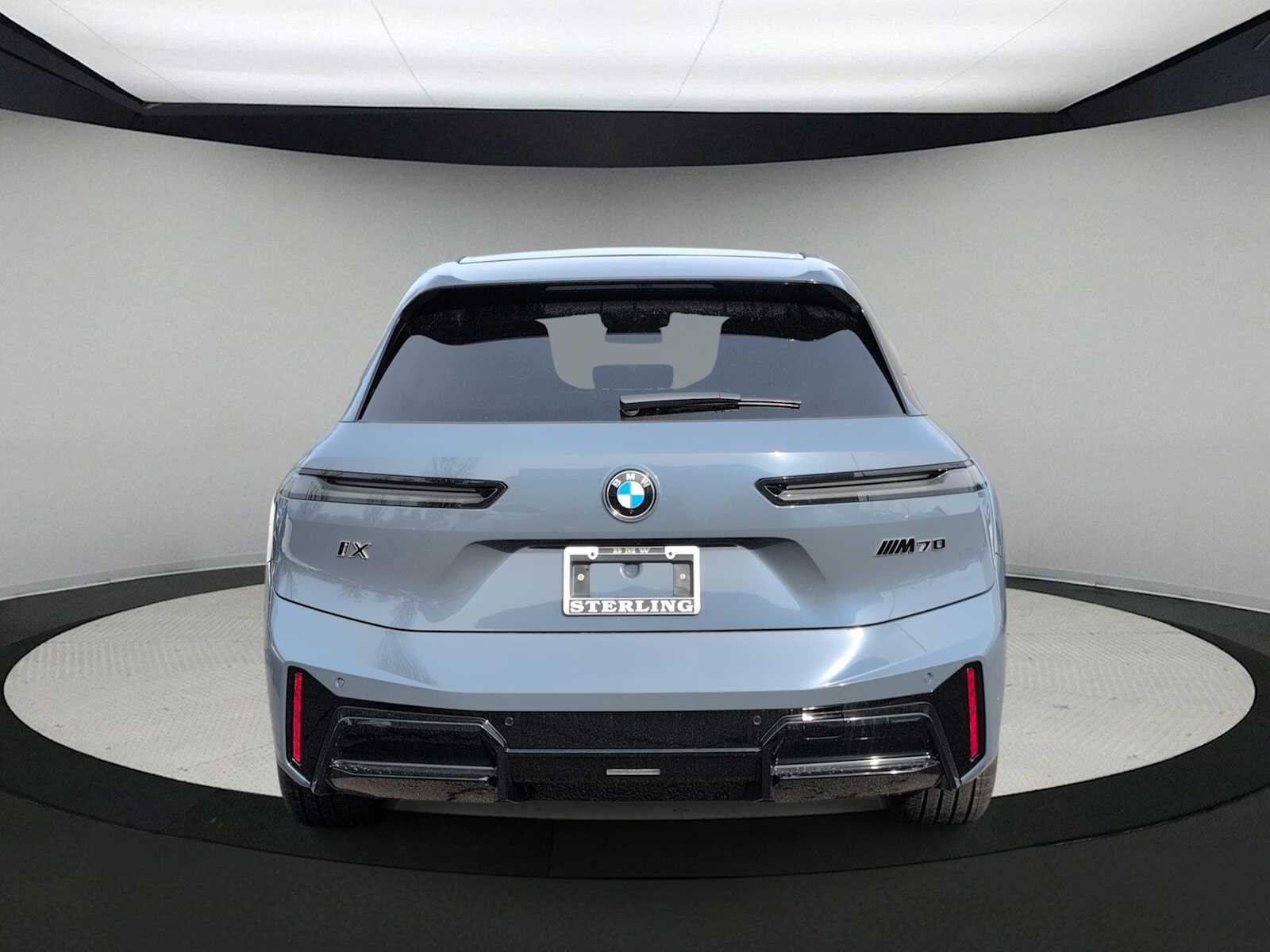 Thumbnail: 2026 BMW iX - 7