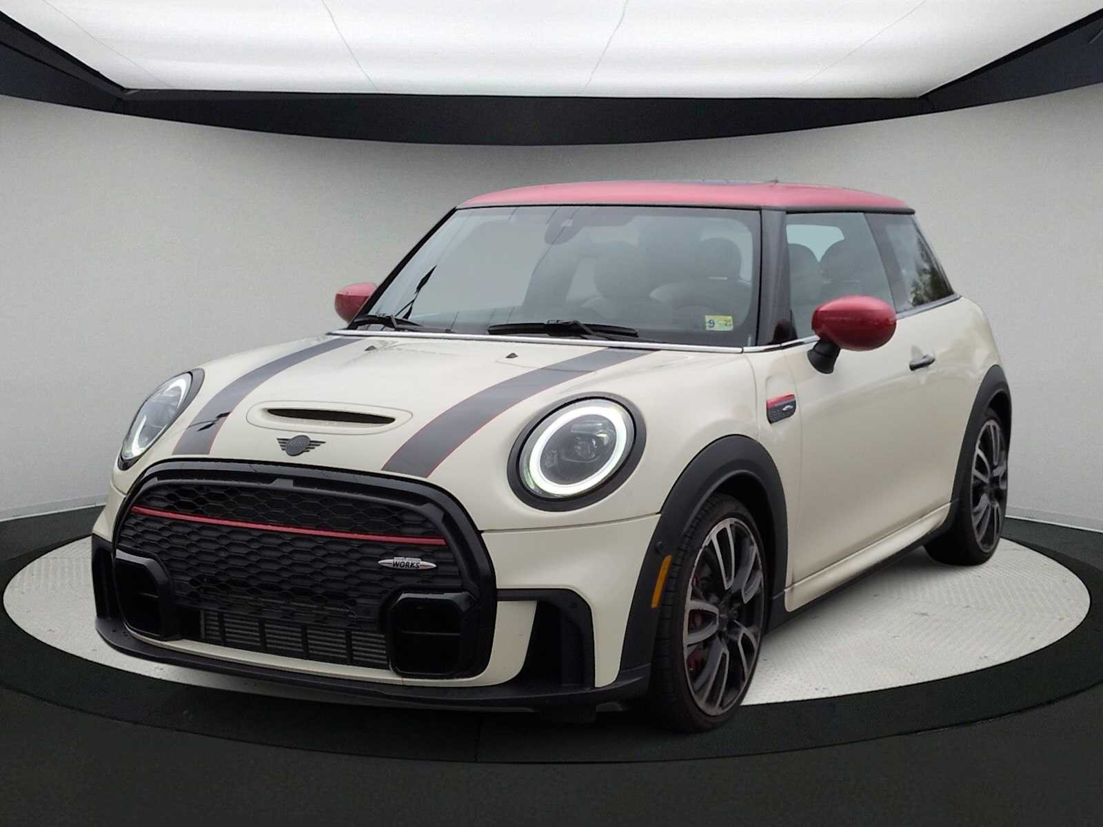 Thumbnail: 2023 MINI Cooper Hardtop - 4