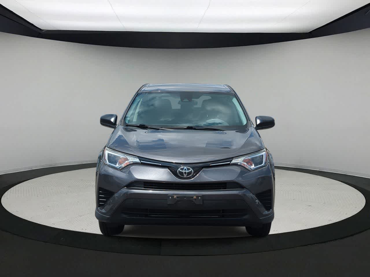 Thumbnail: 2018 Toyota RAV4 - 2