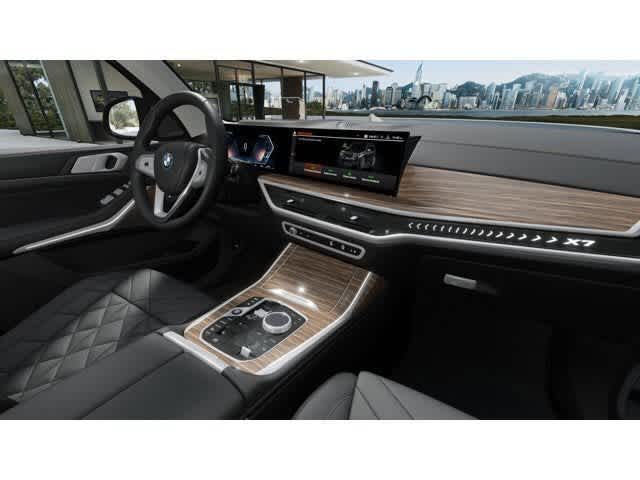 Thumbnail: 2026 BMW X7 - 14