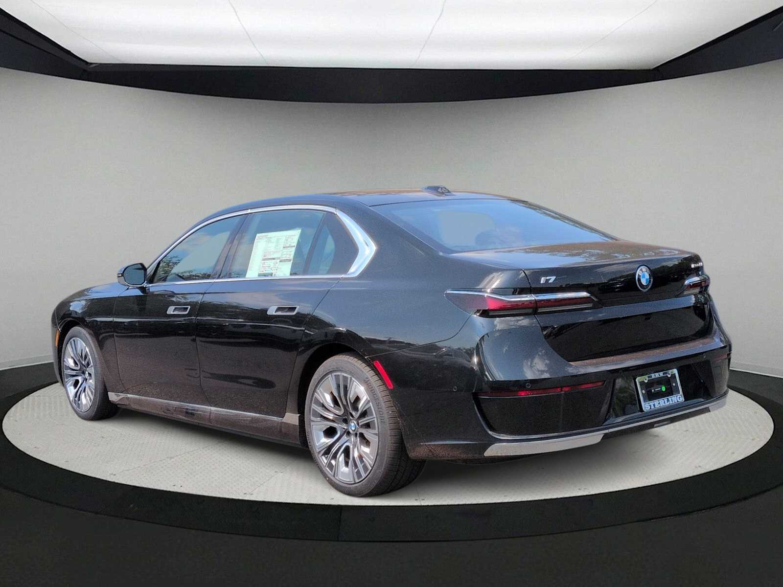 Thumbnail: 2026 BMW i7 - 6