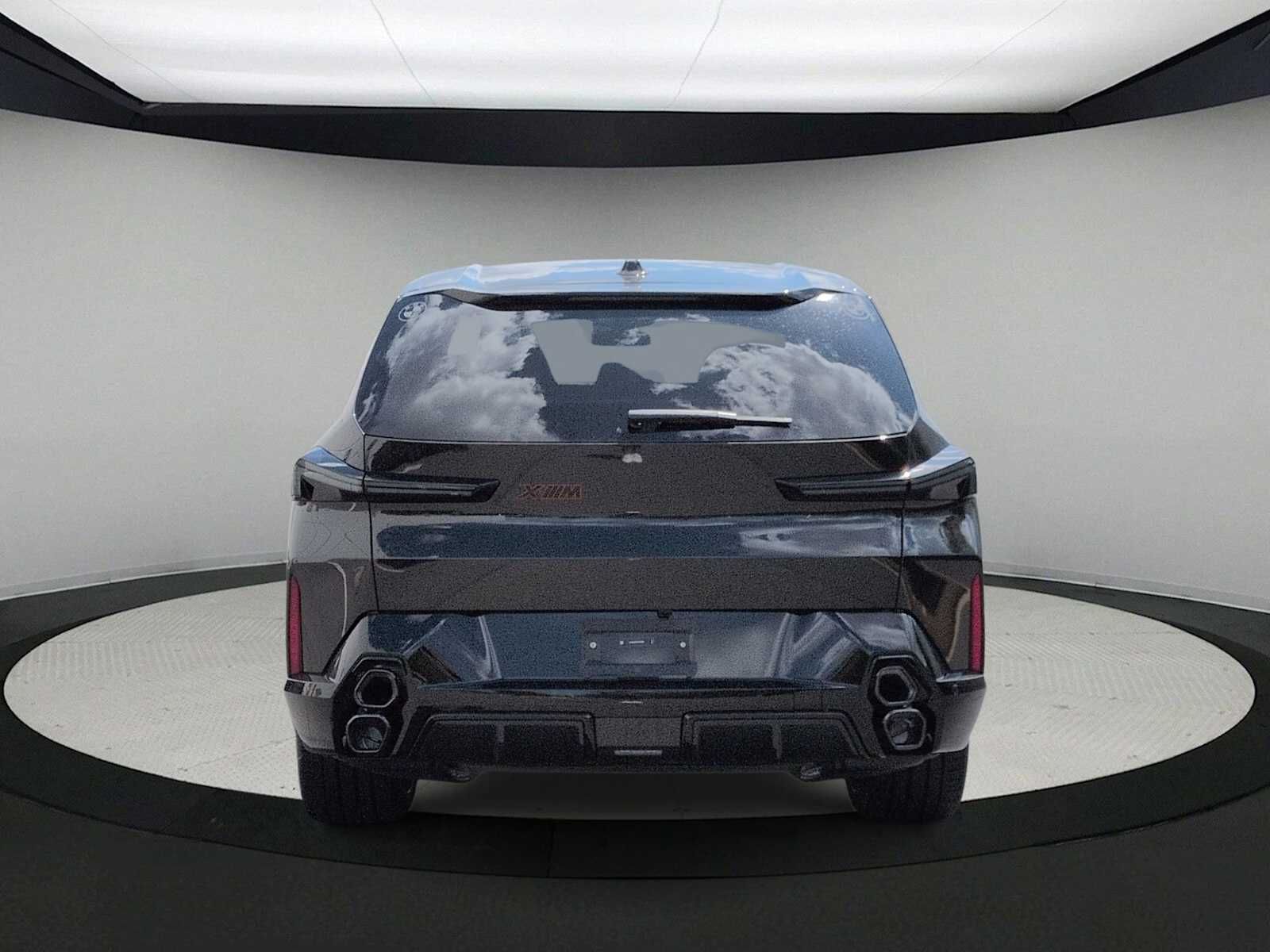 Thumbnail: 2026 BMW XM - 7