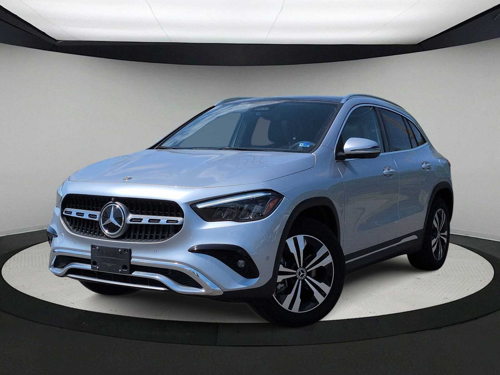 Thumbnail: 2026 Mercedes-Benz GLA - 1