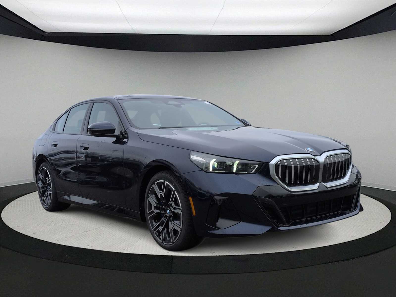 Thumbnail: 2026 BMW 5 Series - 2