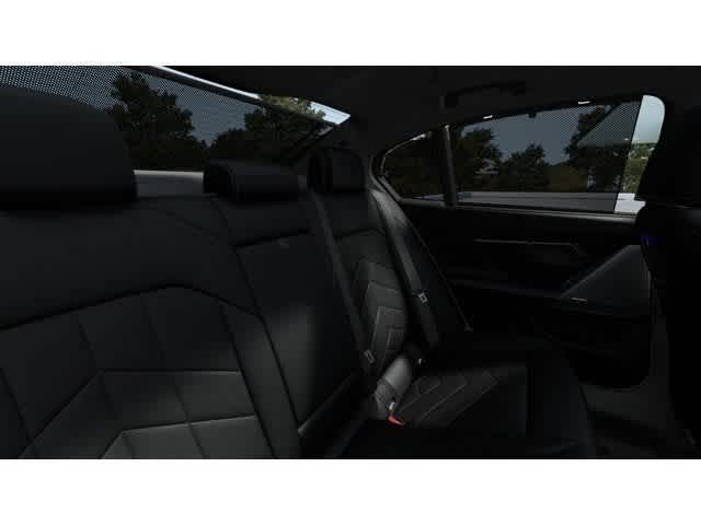 Thumbnail: 2027 BMW 5 Series - 12