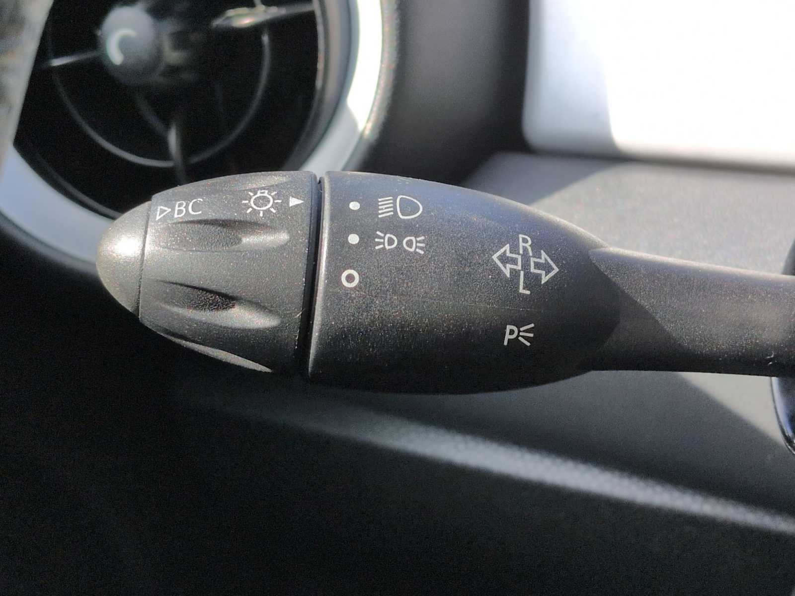 Thumbnail: 2011 MINI Cooper - 26