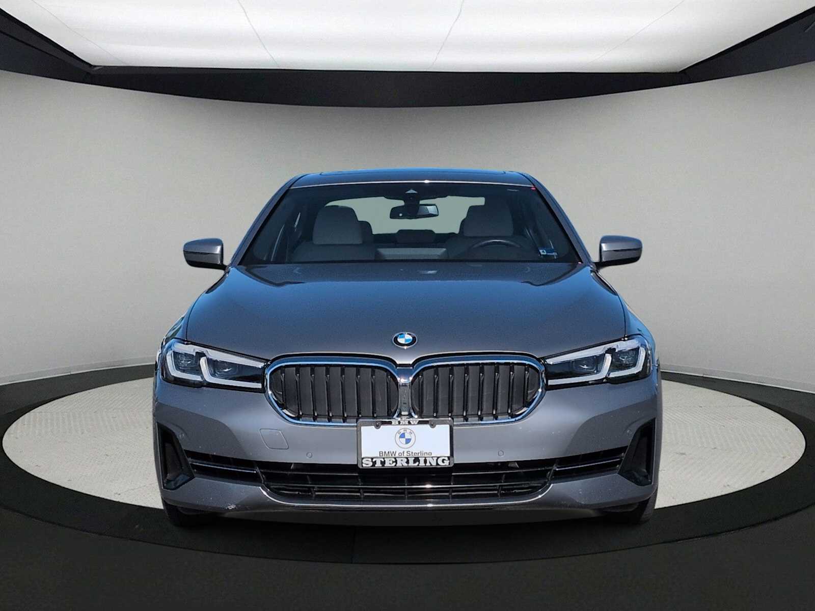 Thumbnail: 2023 BMW 5 Series - 3