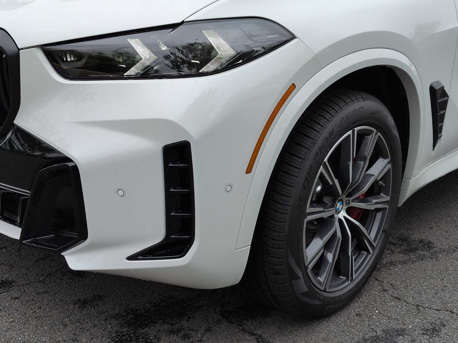 Thumbnail: 2026 BMW X5 - 11