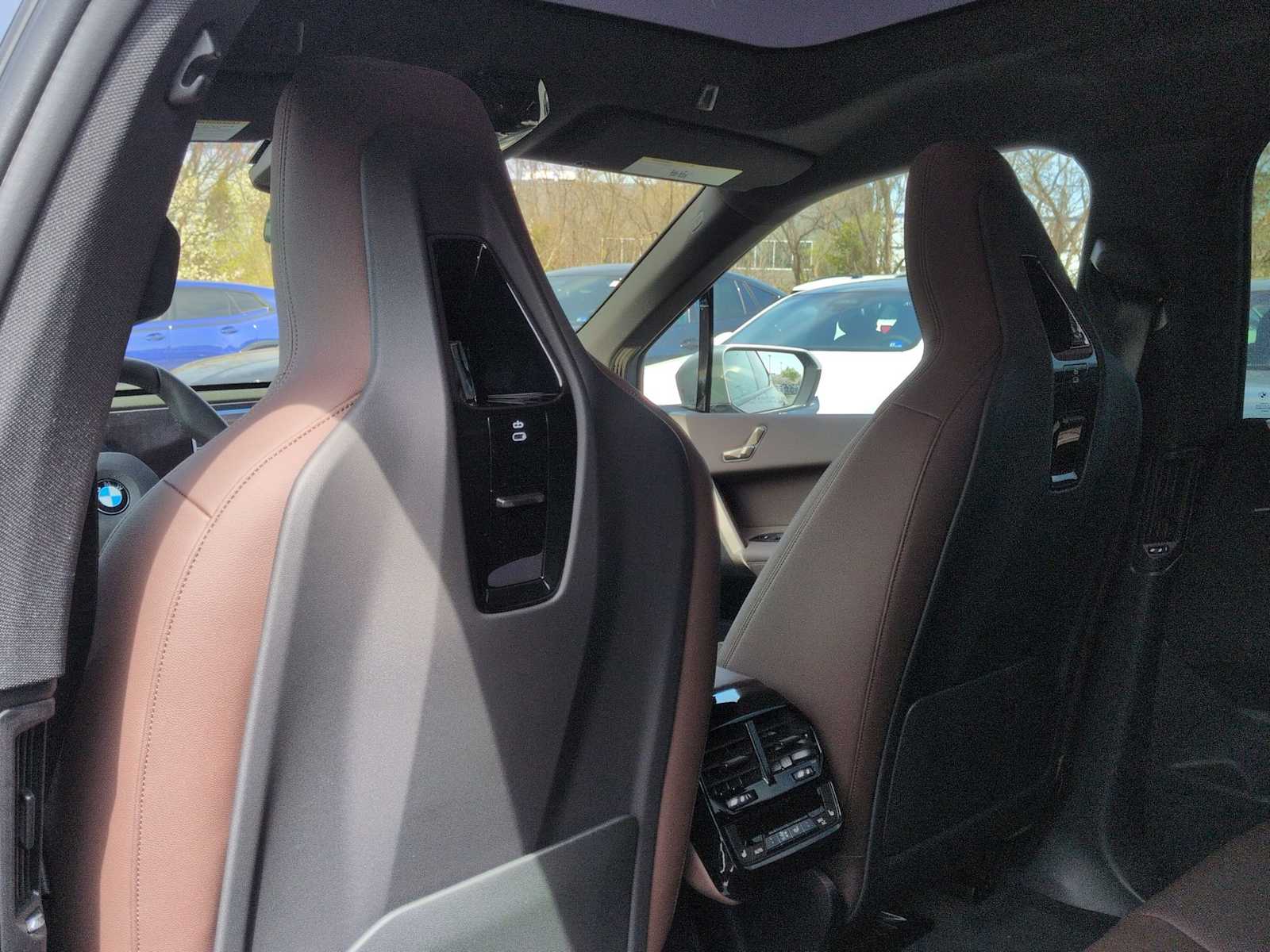 Thumbnail: 2026 BMW iX - 18