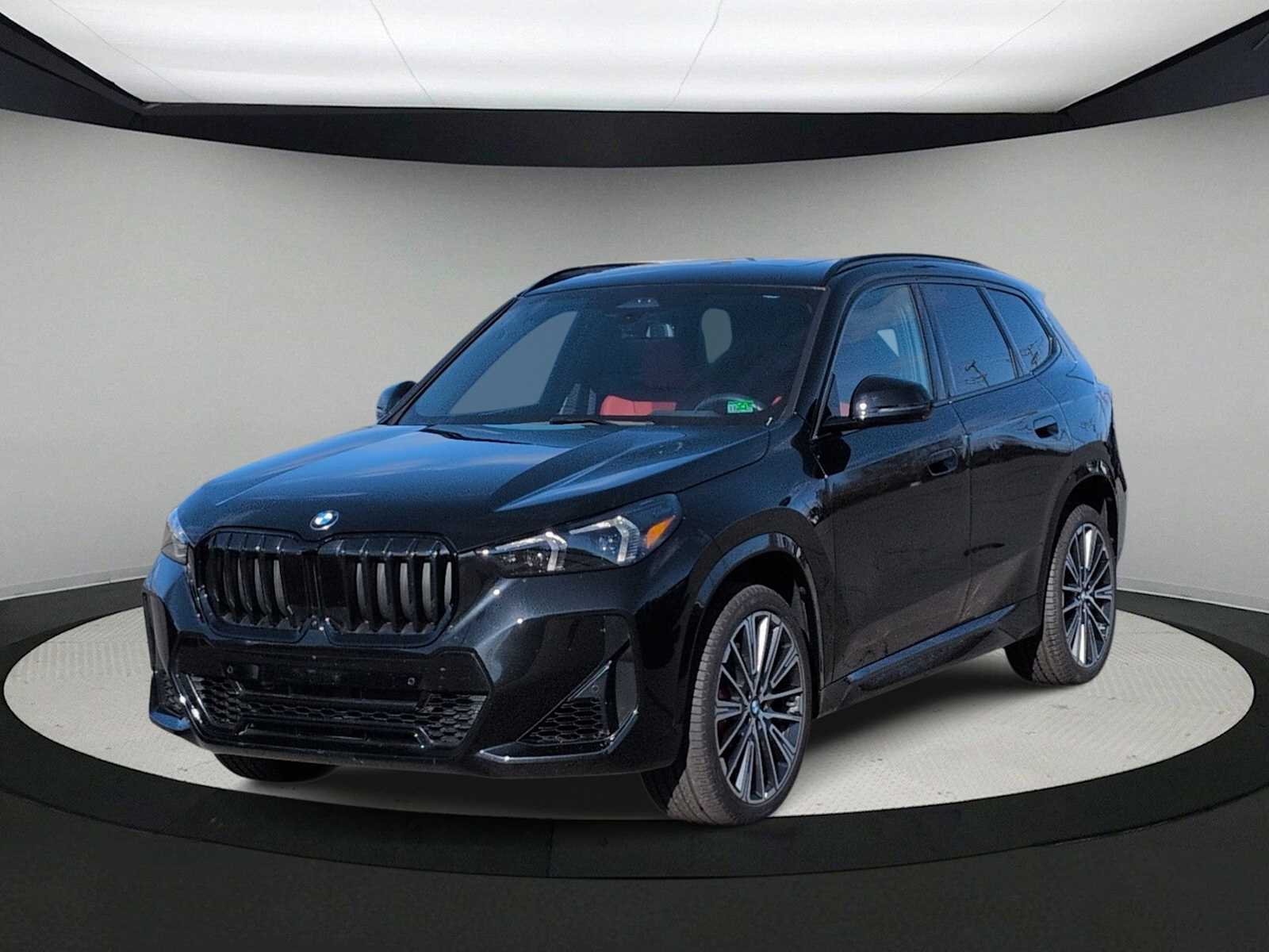 Thumbnail: 2025 BMW X1 - 3