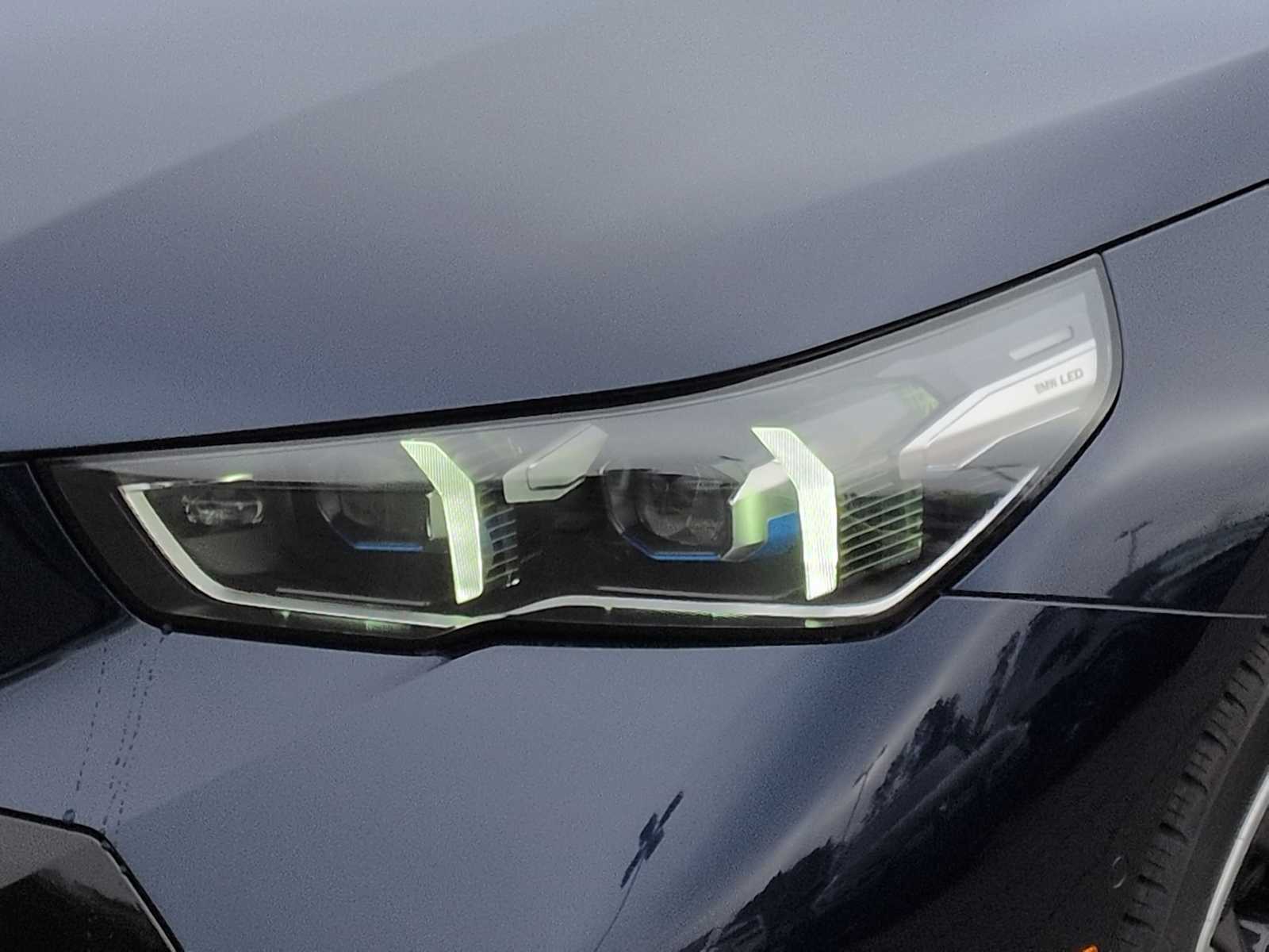 Thumbnail: 2026 BMW 5 Series - 11
