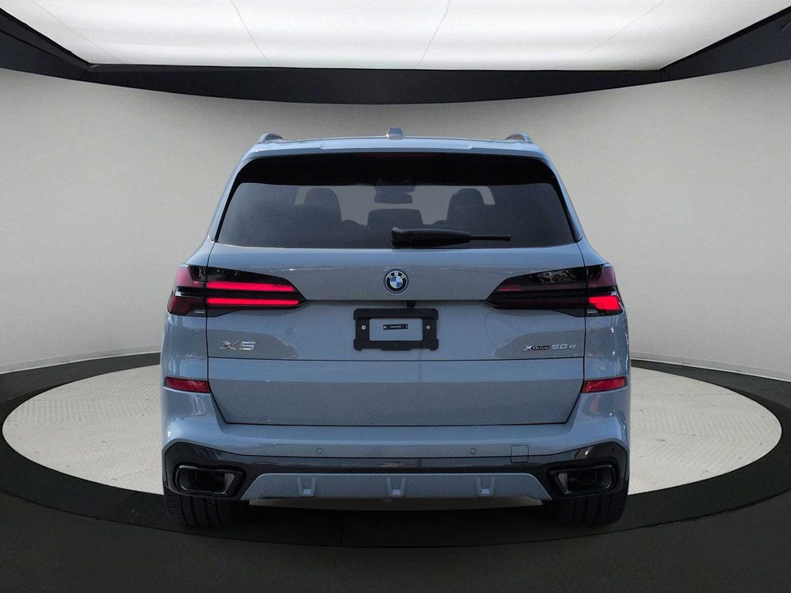 Thumbnail: 2026 BMW X5 - 7