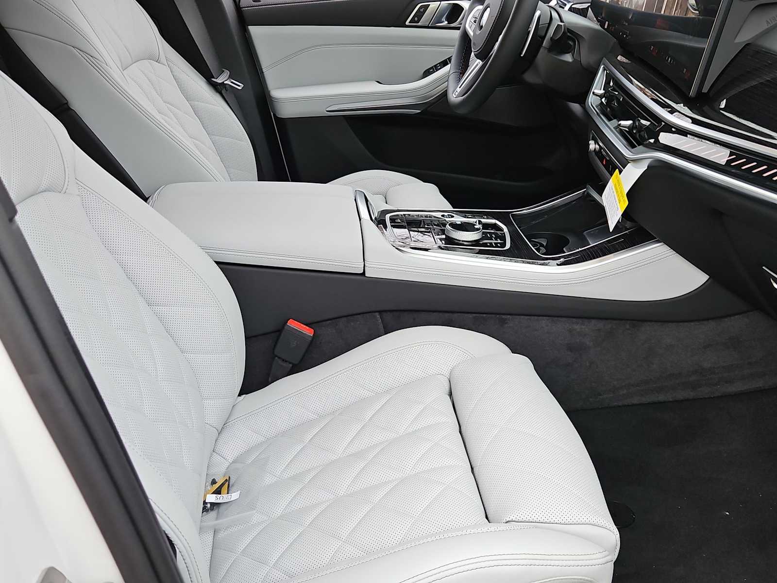 Thumbnail: 2026 BMW X5 - 20