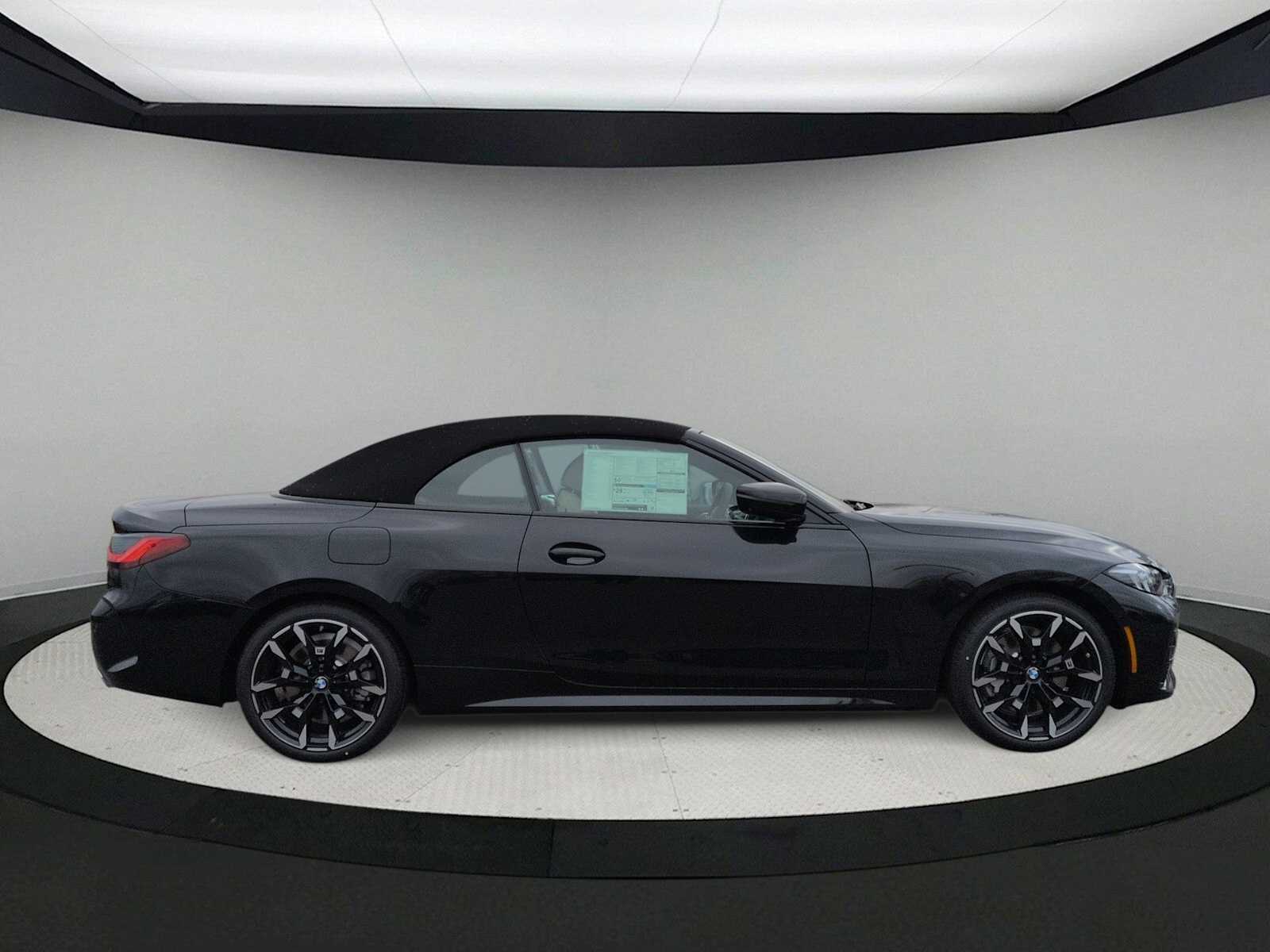 Thumbnail: 2026 BMW 4 Series - 9