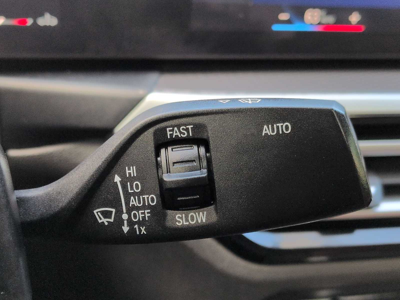 Thumbnail: 2024 BMW 3 Series - 28