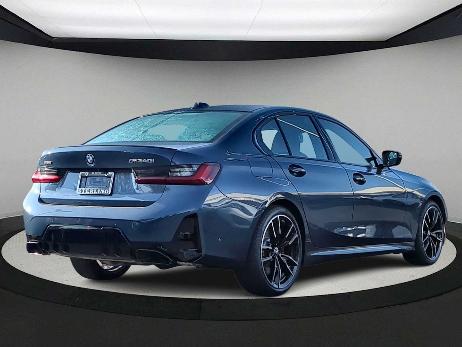 Thumbnail: 2026 BMW 3 Series - 8