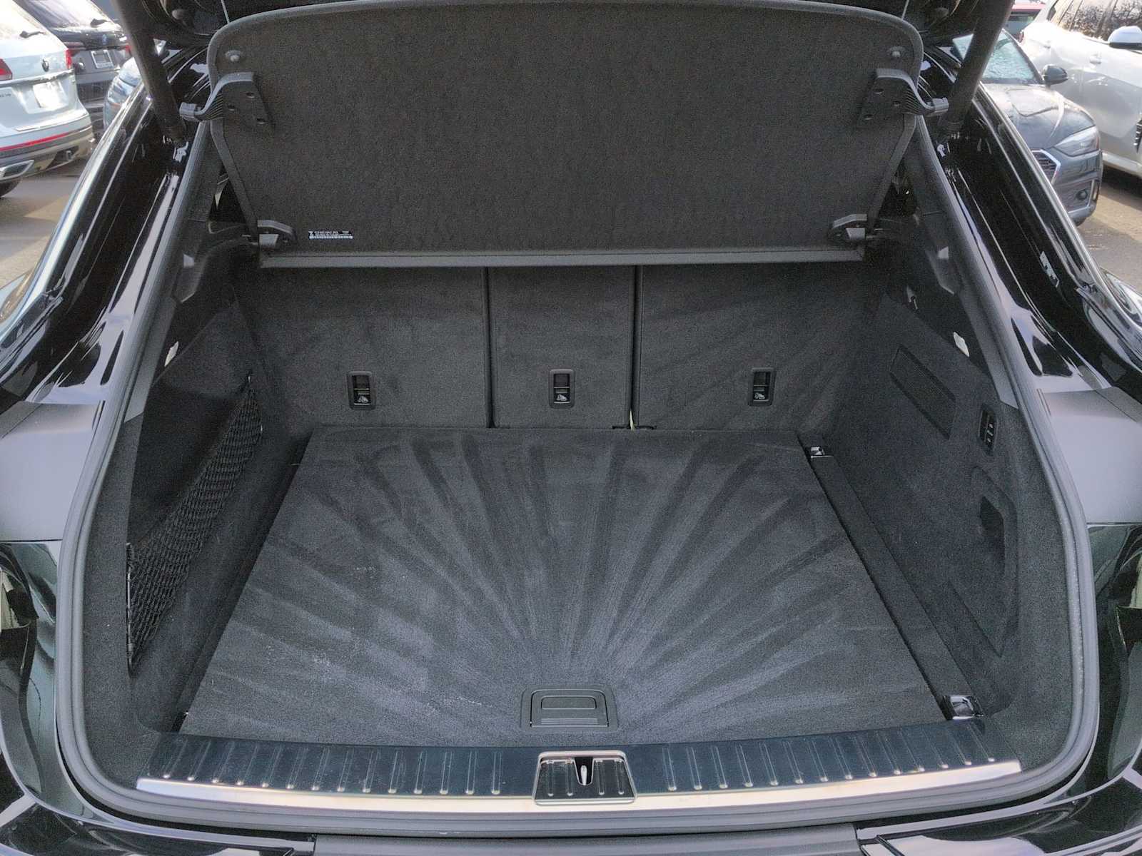 Thumbnail: 2025 Porsche  - 36