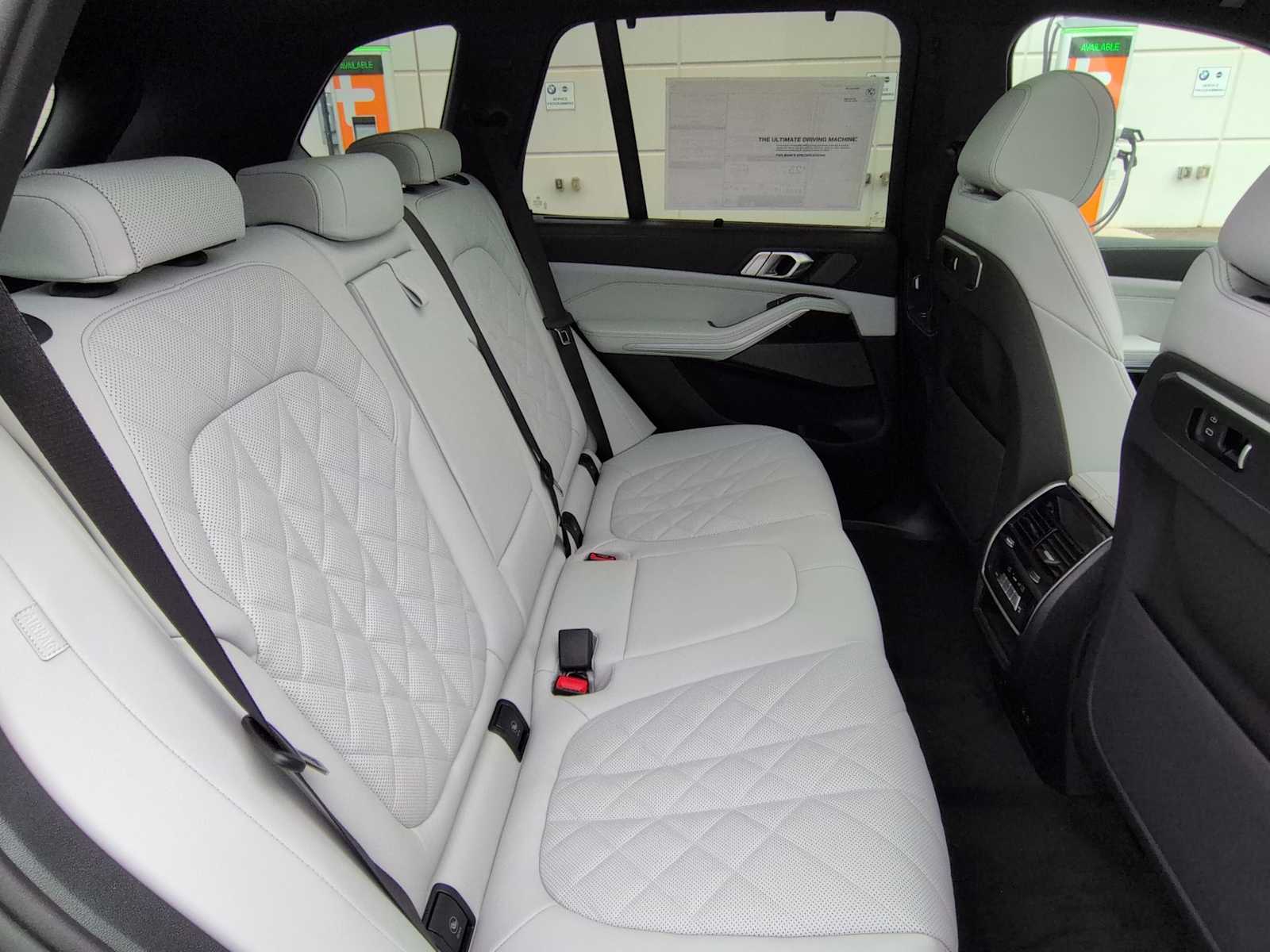 Thumbnail: 2026 BMW X5 - 22